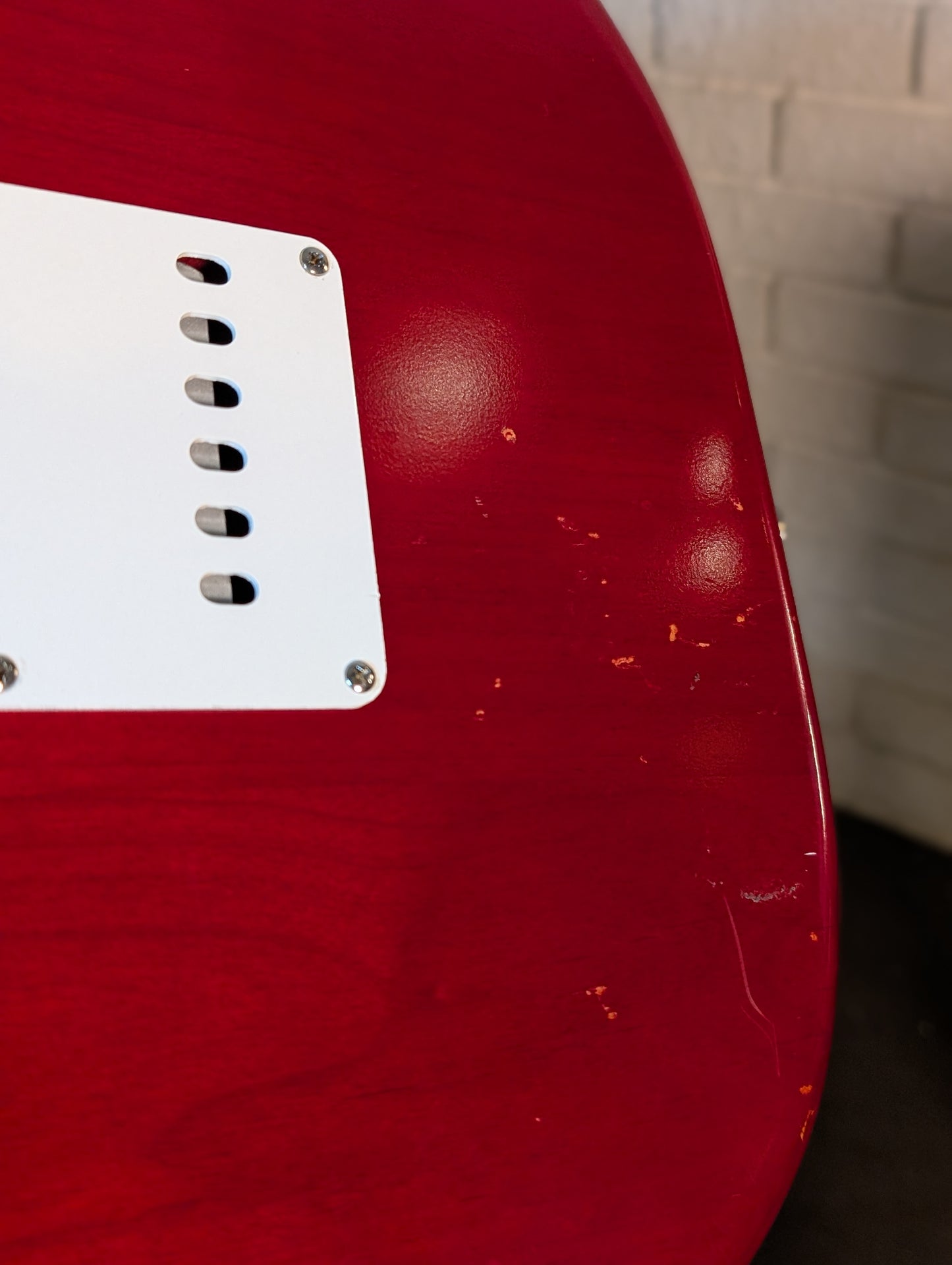 Fender Highway One Stratocaster w/Case - Crimson Red Transparent (2002)
