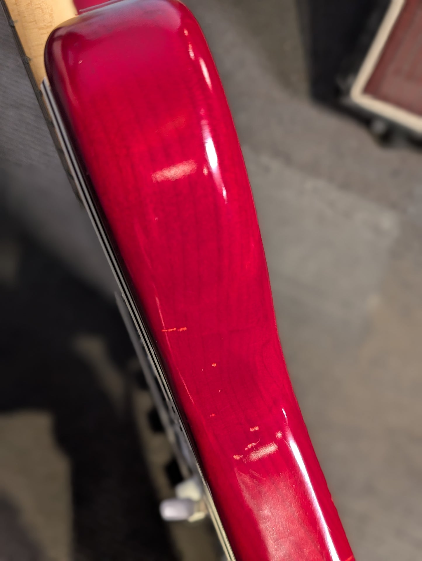Fender Highway One Stratocaster w/Case - Crimson Red Transparent (2002)