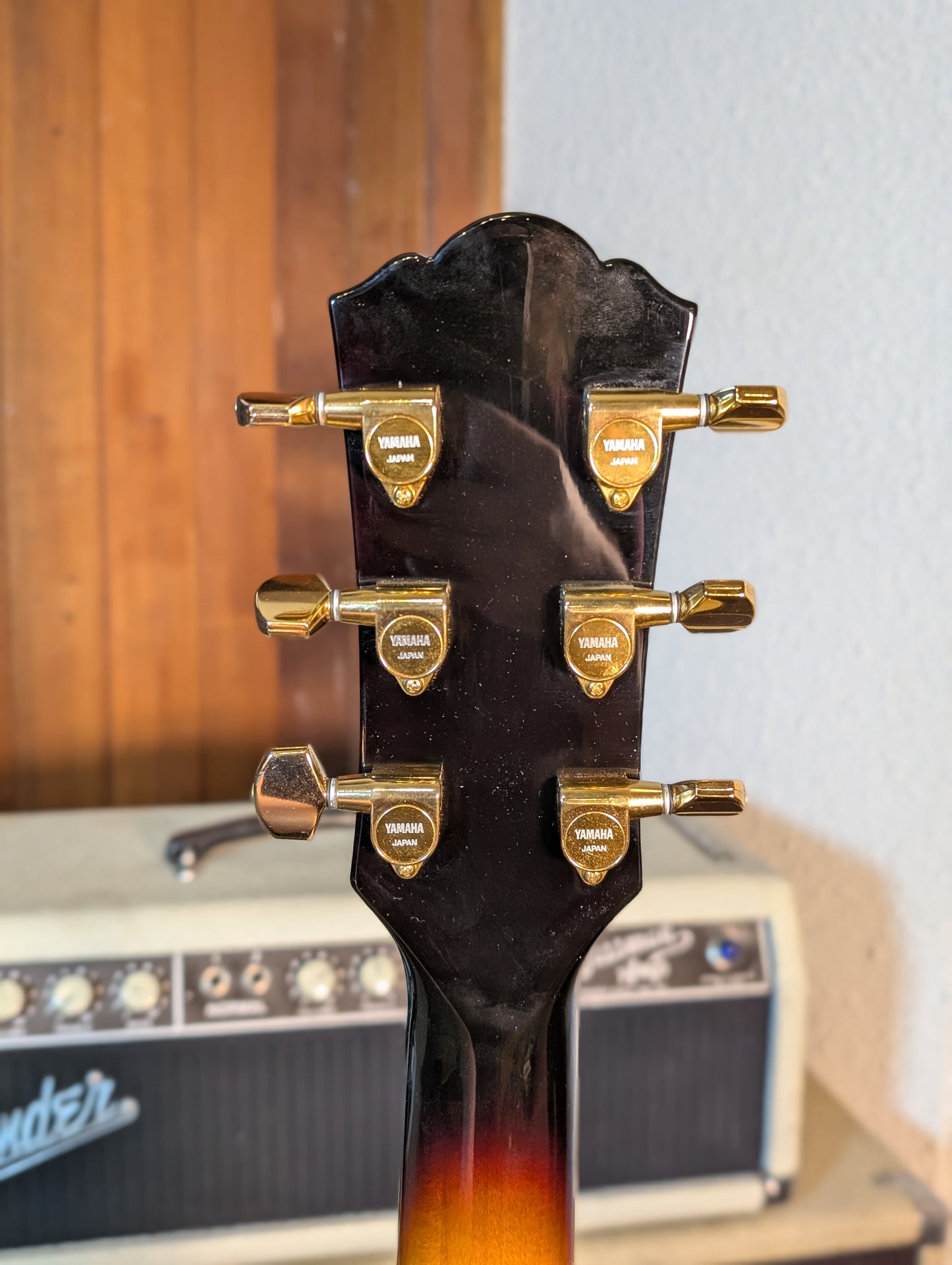 Yamaha AEX1500 Martin Taylor Model Electric/Acoustic Archtop Guitar w/Case - Antique Stain (1999)