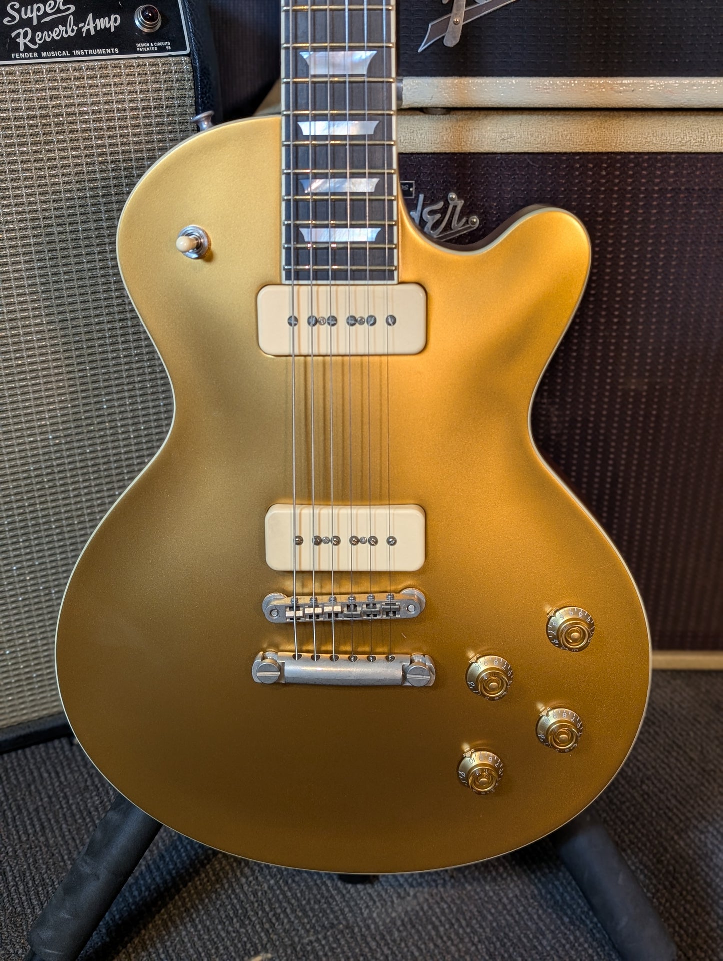 Eastman SB56/N Electric Guitar w/Case - Goldtop (B-Stock Serial #12756370)
