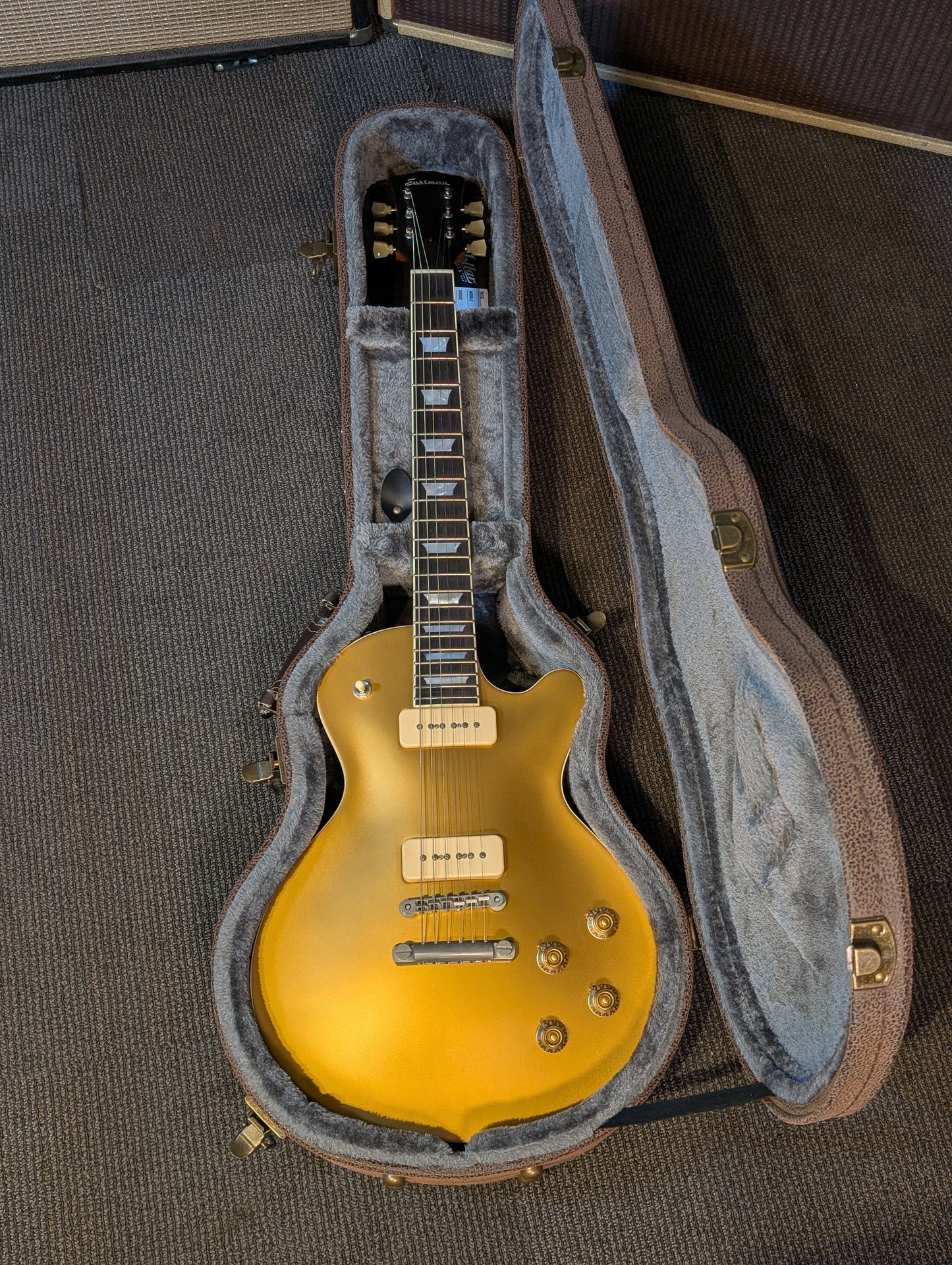 Eastman SB56/N Electric Guitar w/Case - Goldtop (B-Stock Serial #12756370)