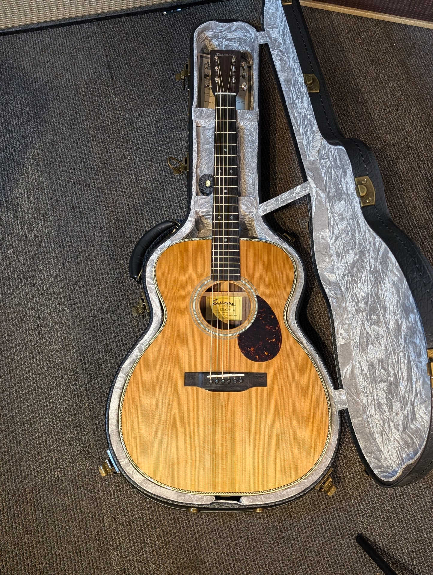 Eastman E20-OM Thermo-Cure Acoustic Guitar w/Case - Thermo-Cure Natural (Serial #M2413012)