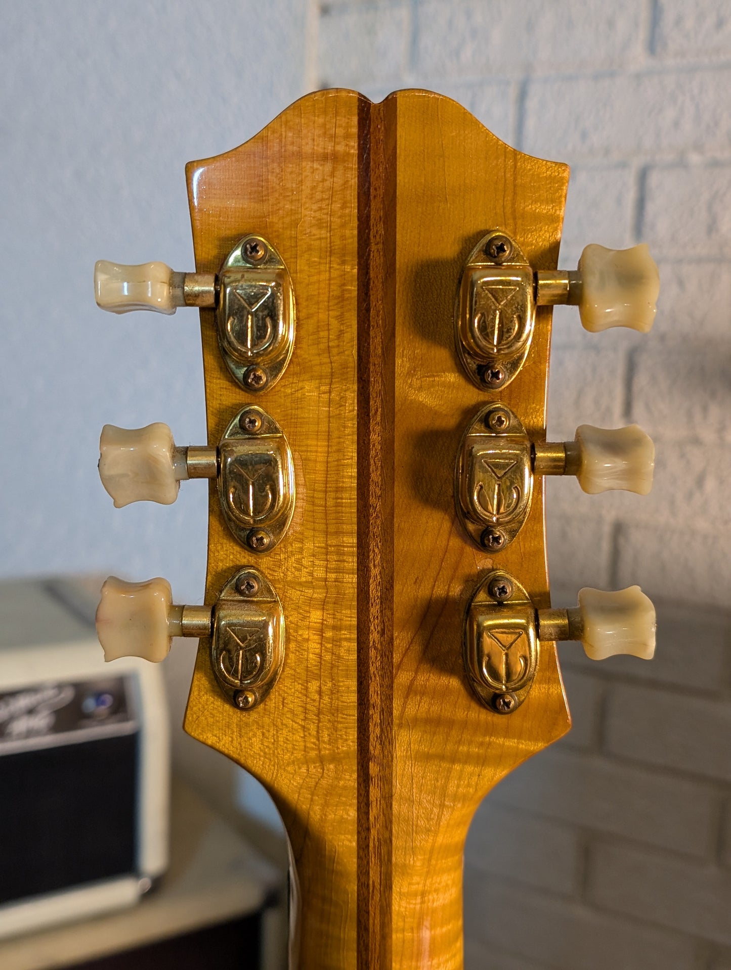 Epiphone Zephyr DeLuxe Regent Electric Archtop w/Case - Natural Blonde (1951)
