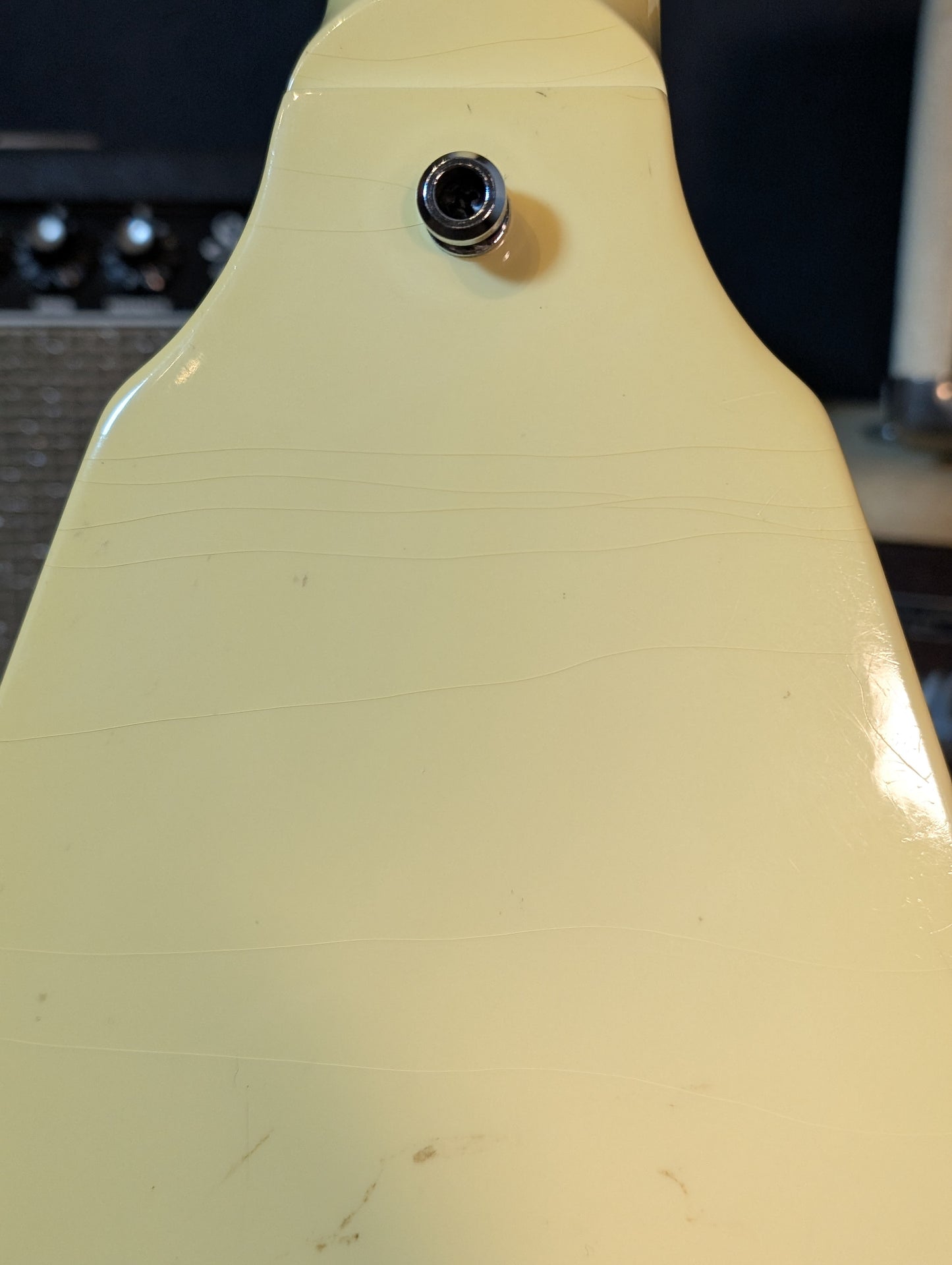 Gibson Flying V '67 Electric Guitar w/Case - Alpine White (1997)