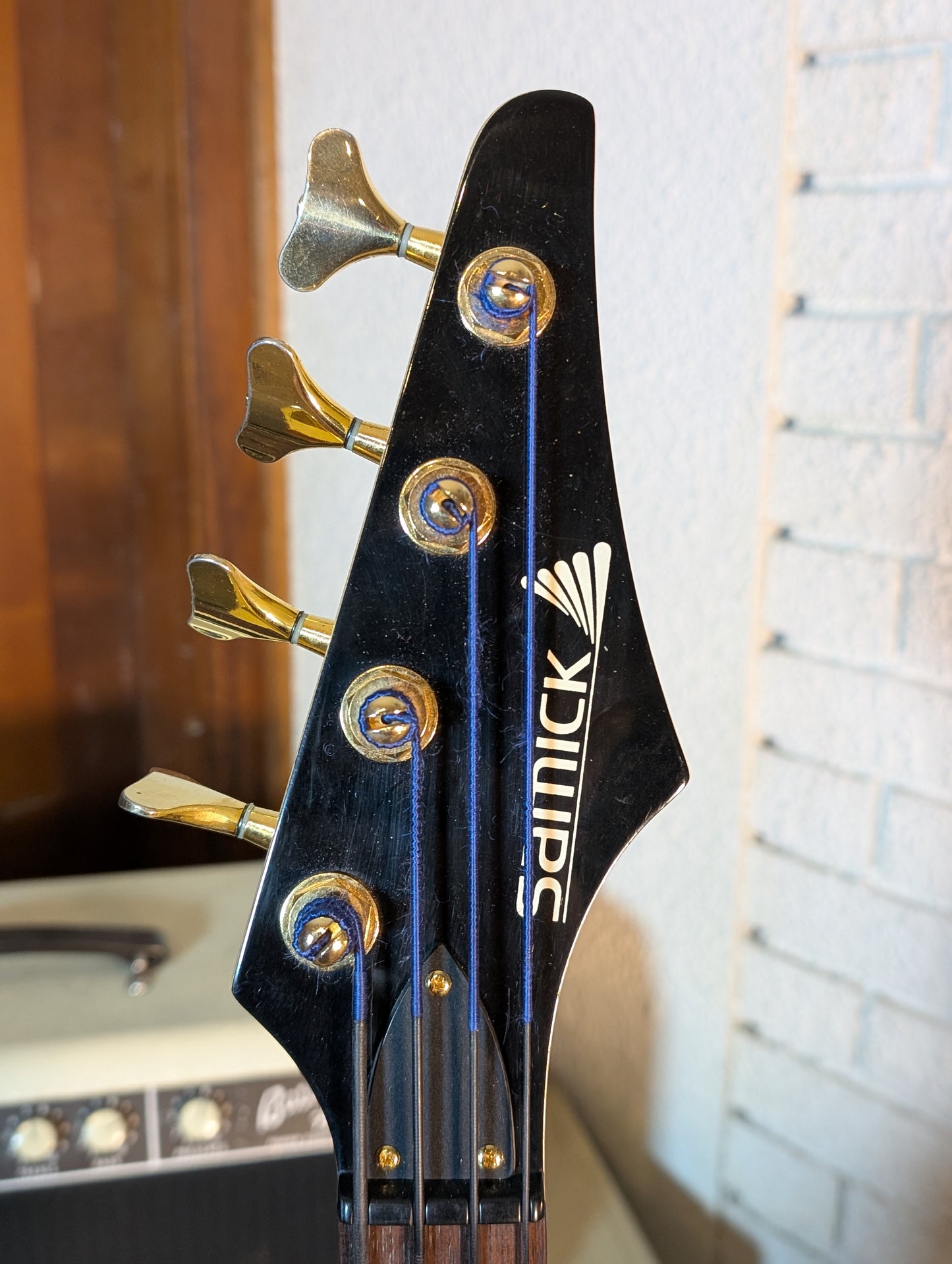 Samick CB630FL Fretless 4-String Passive Electric Bass w/Gig Bag - Black (1990's)