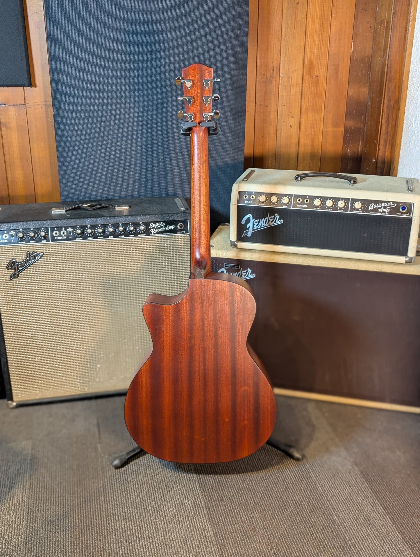 Eastman AC122-1CE Grand Auditorium Acoustic/Electric Guitar w/Gig Bag - Natural (B-Stock Serial #M2201467)