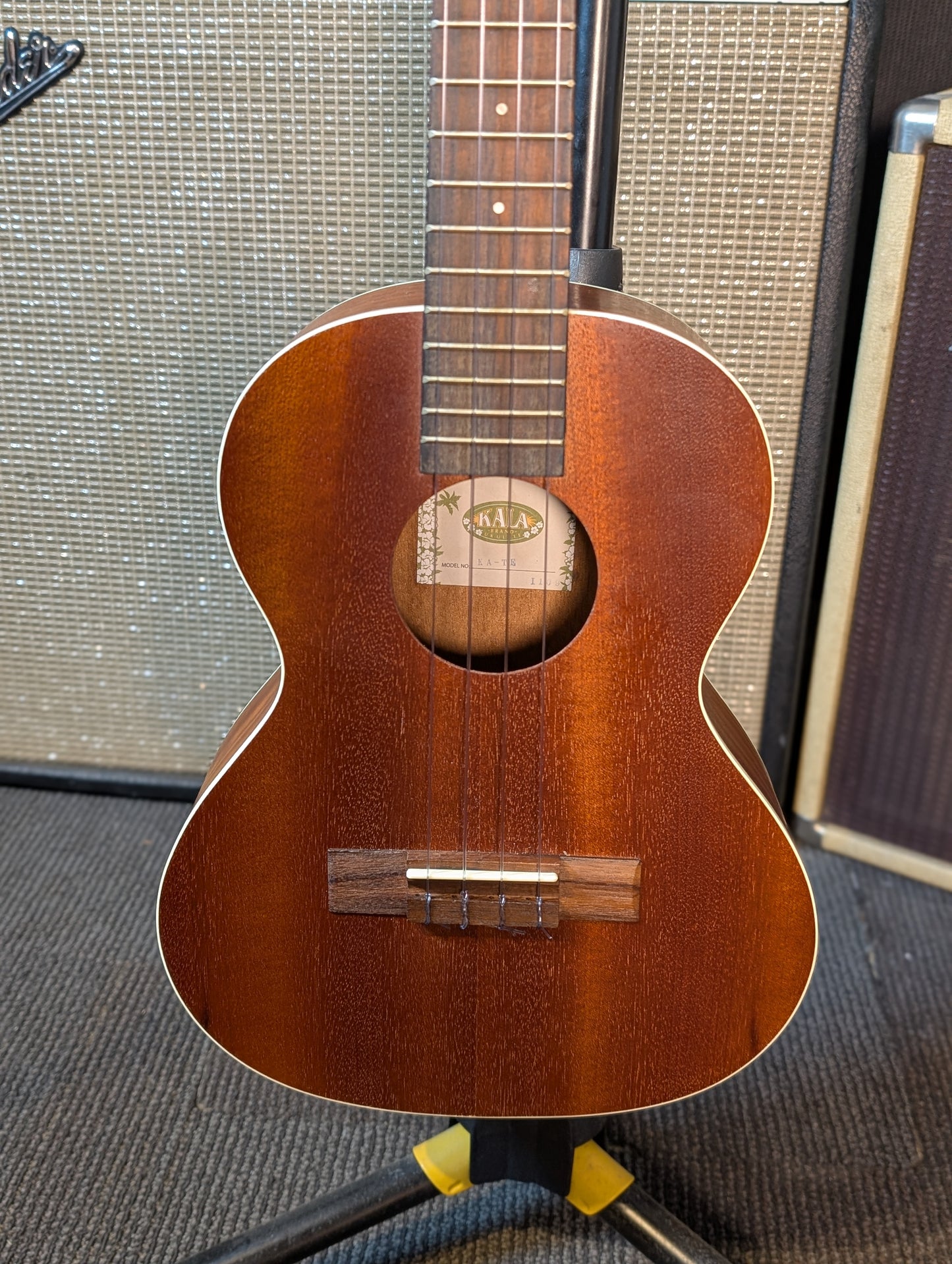 Kala KA-TE Acoustic/Electric Tenor Ukulele w/Gig Bag (Used)