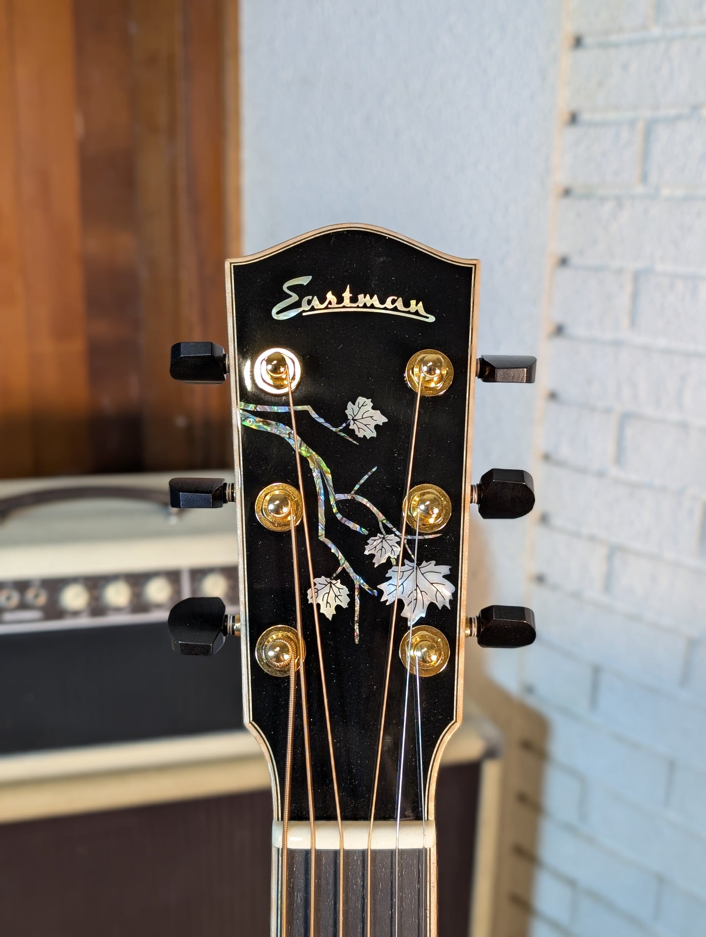 Eastman Limited Edition AC622 Solid Koa Grand Auditorium Acoustic Guitar w/Case (B-Stock Serial# M2219367)