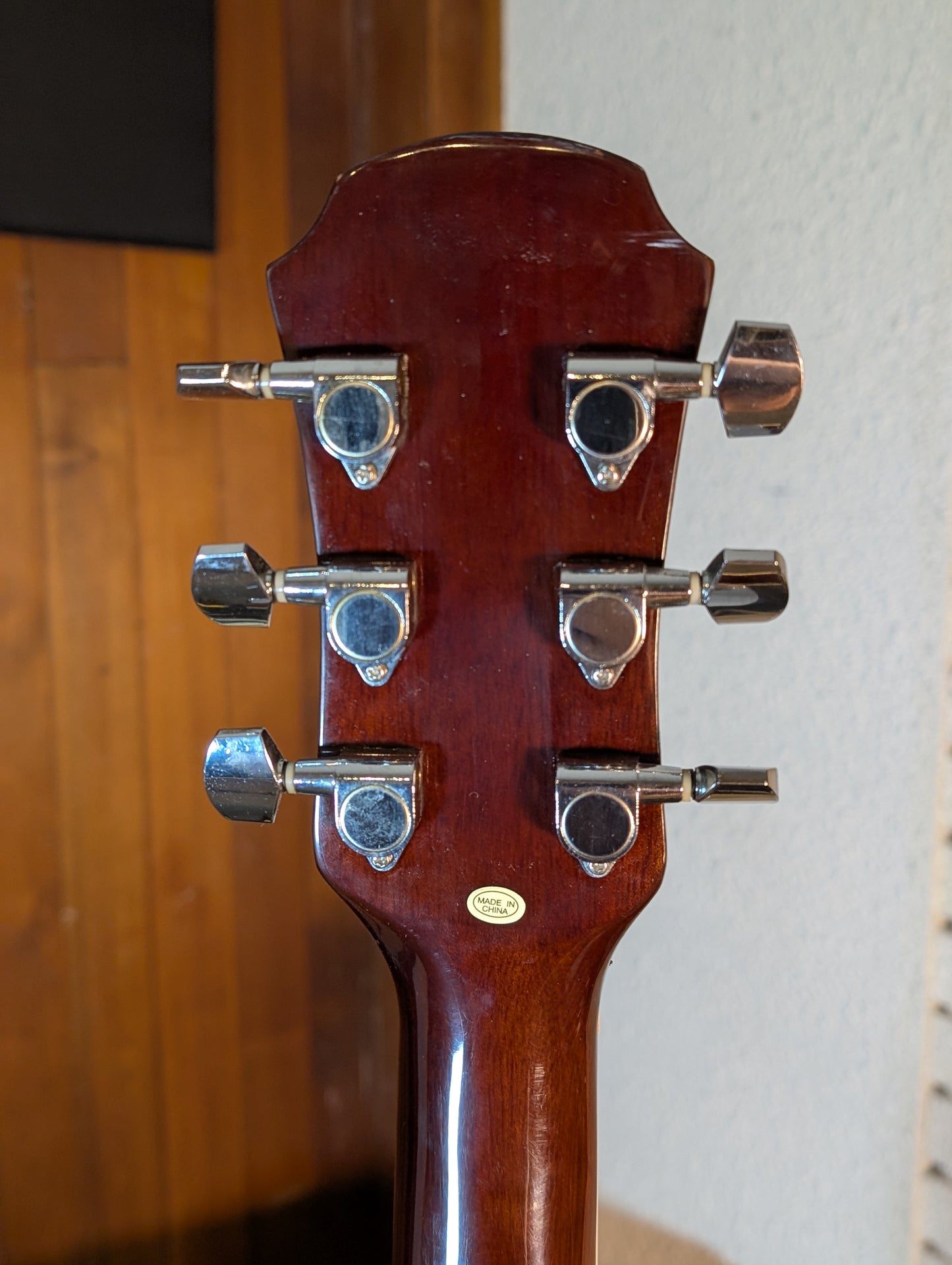 Aria AWN-15RS Dreadnought Acoustic Guitar w/Gig Bag - Red Shade (Used)