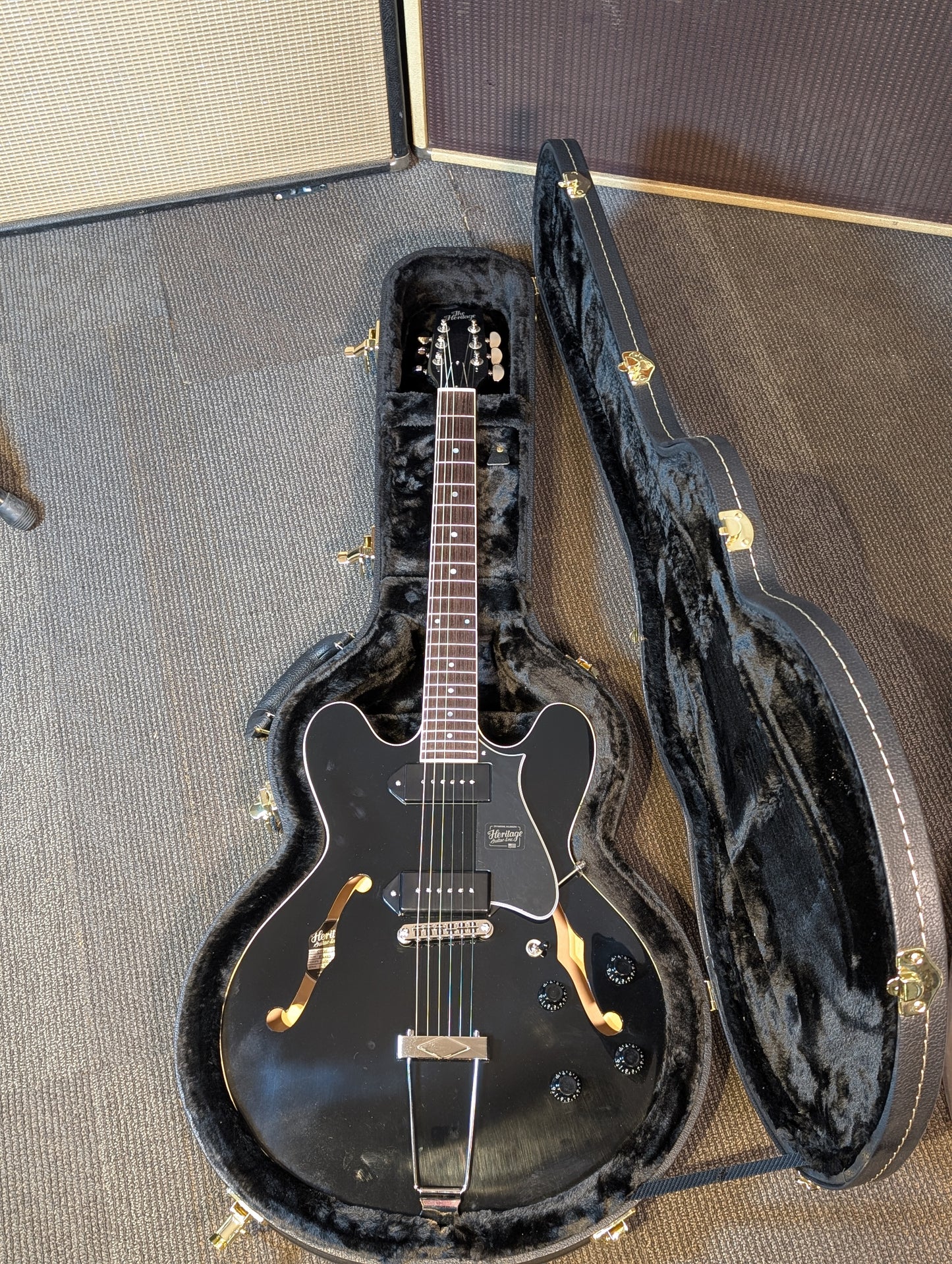Heritage Standard H-530 V2 Hollow Body Electric Guitar w/Case - Ebony (Demo Stock)