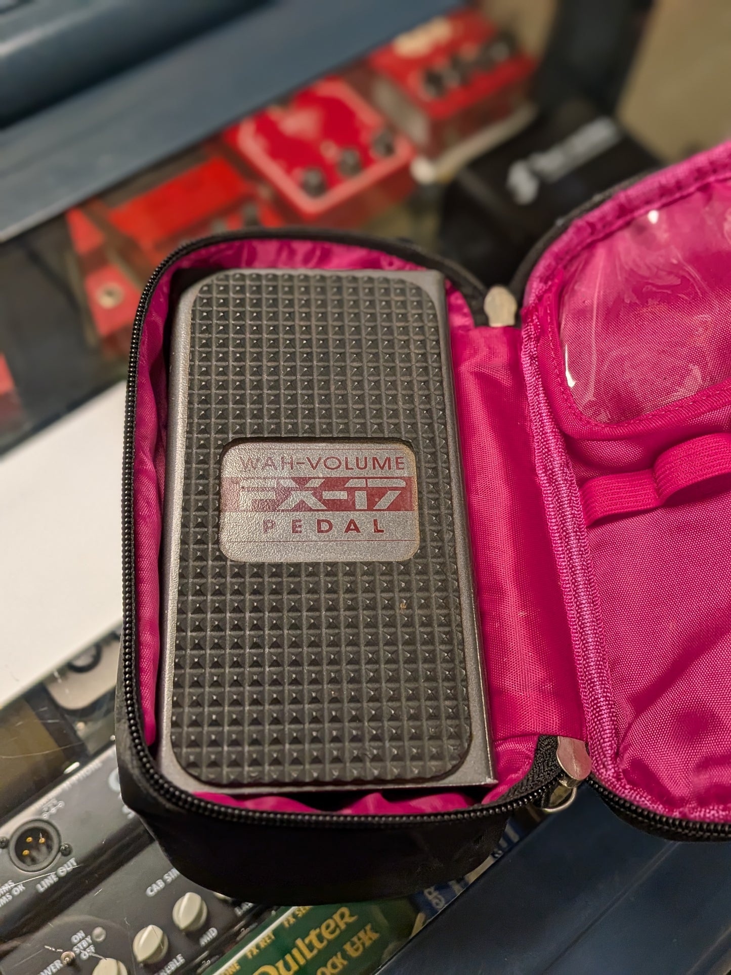 DOD FX-17 Wah-Volume Pedal w/Case (1990's)