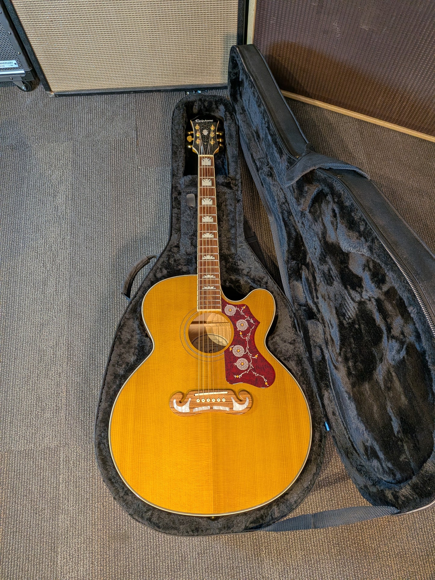 Epiphone J-200EC Studio Acoustic/Electric Guitar w/Case - Vintage Natural (2021)