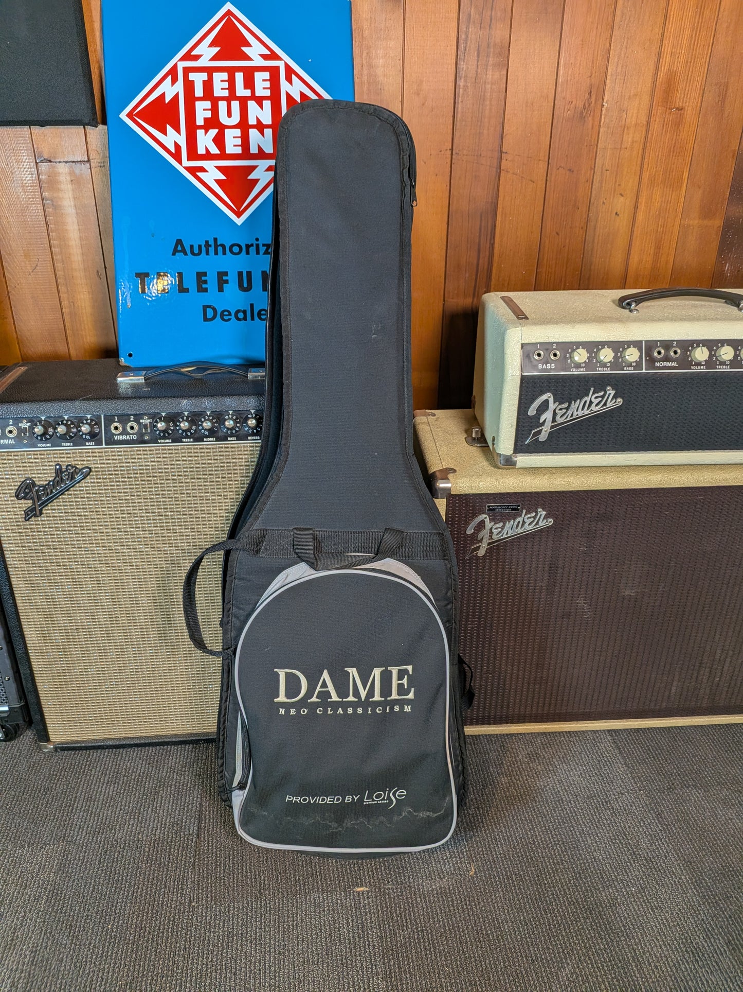 Dame Saint T350 Electric Guitar w/Gig Bag - Vintage White (Used)