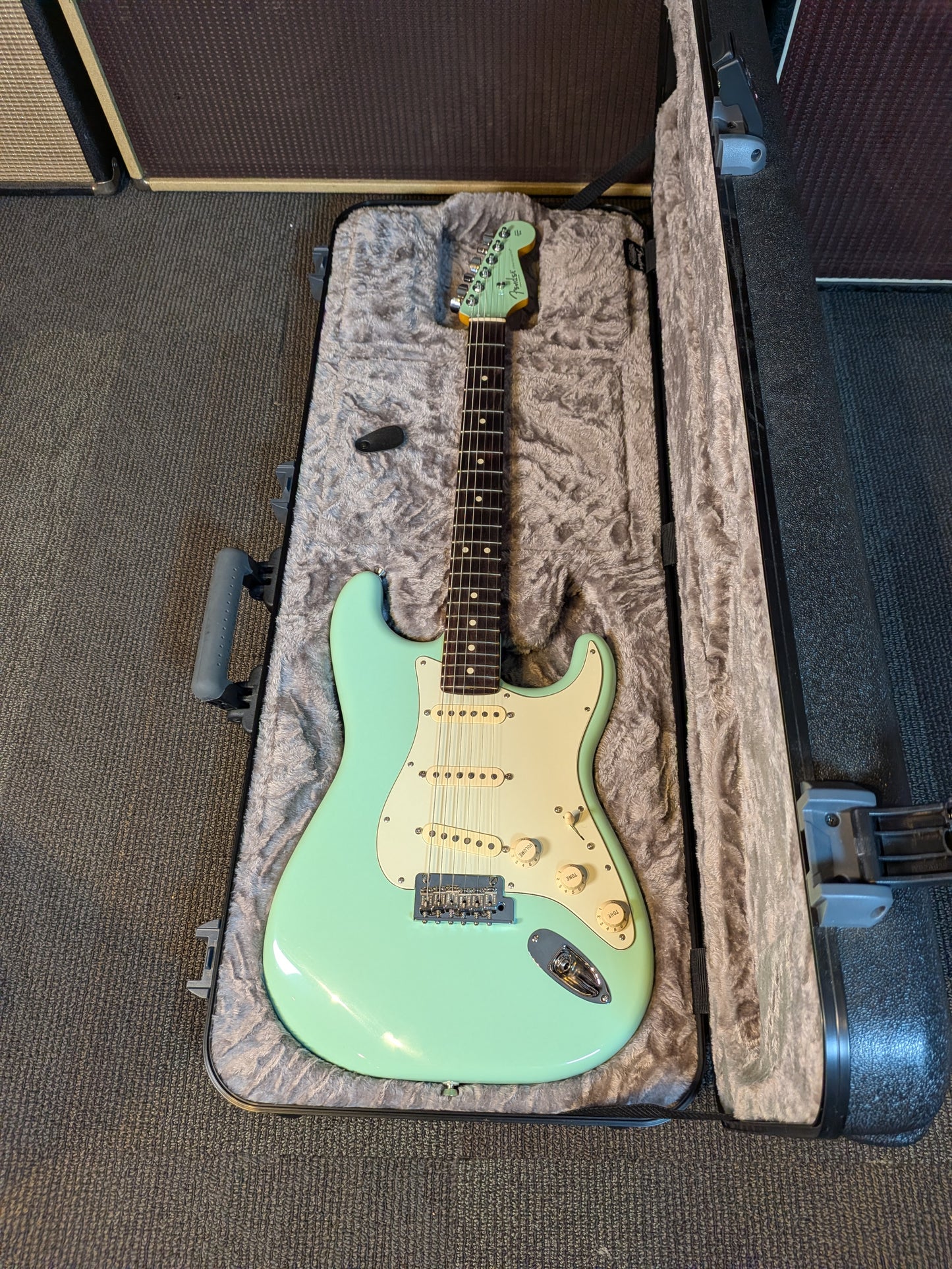 Fender Limited Edition American Professional II Stratocaster w/Case - Surf Green (2024)