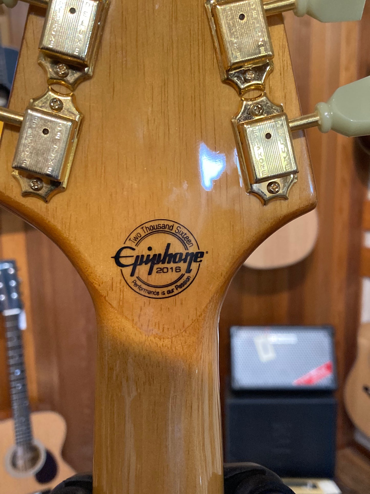 Epiphone 58 Korina Flying V w/Case (2016)