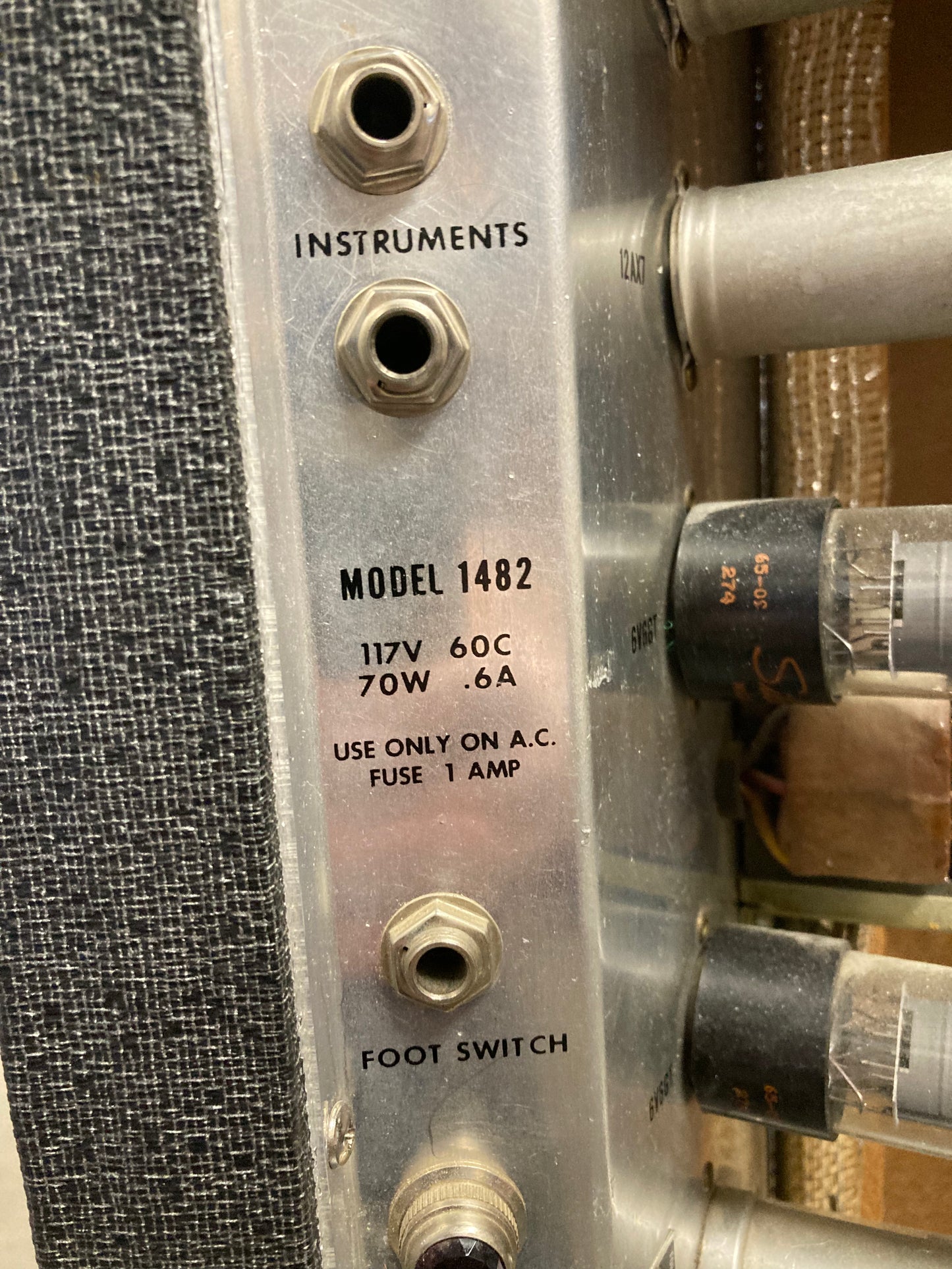 Silvertone Model 1482 (1960's)