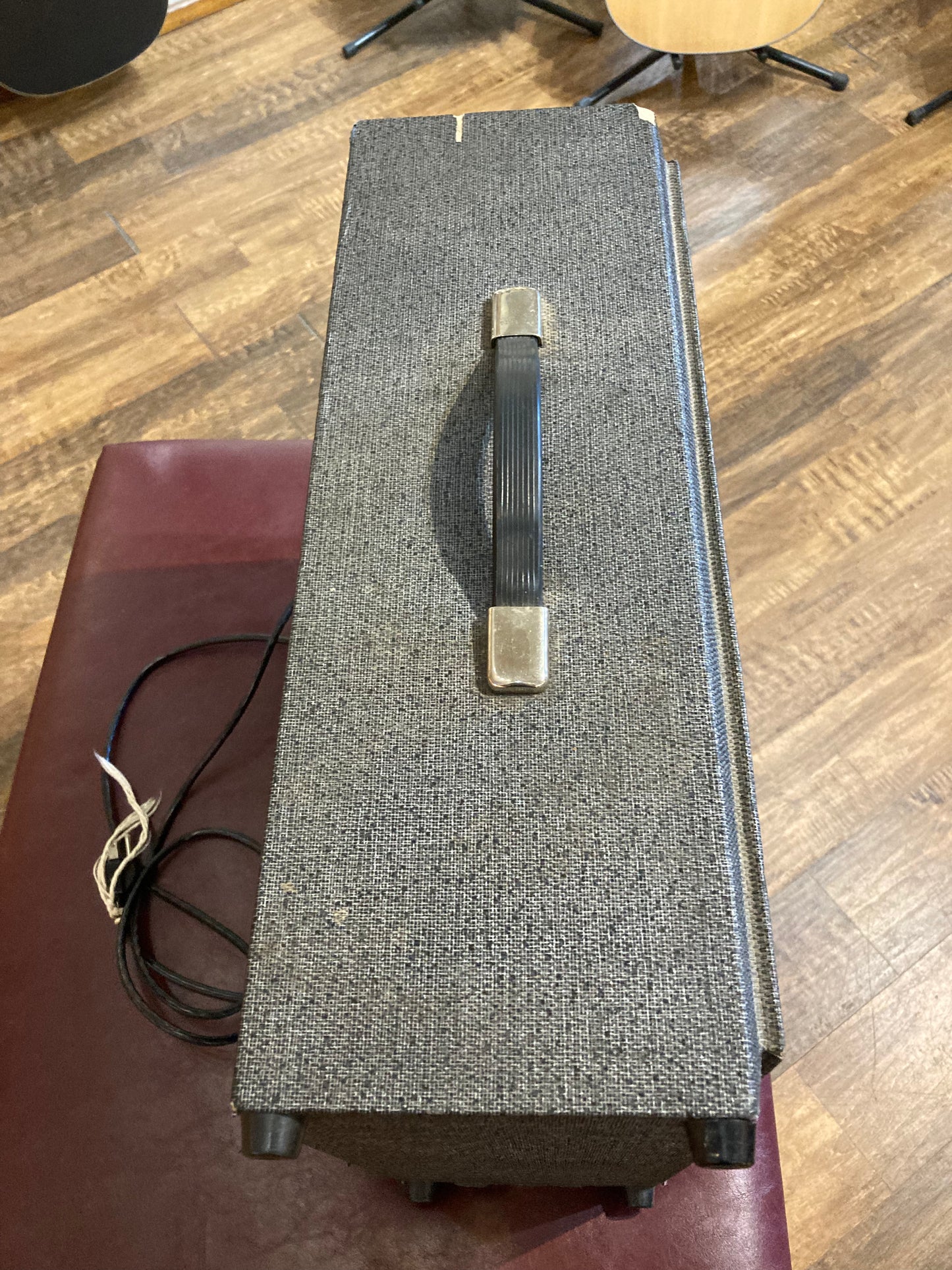 Silvertone Model 1482 (1960's)