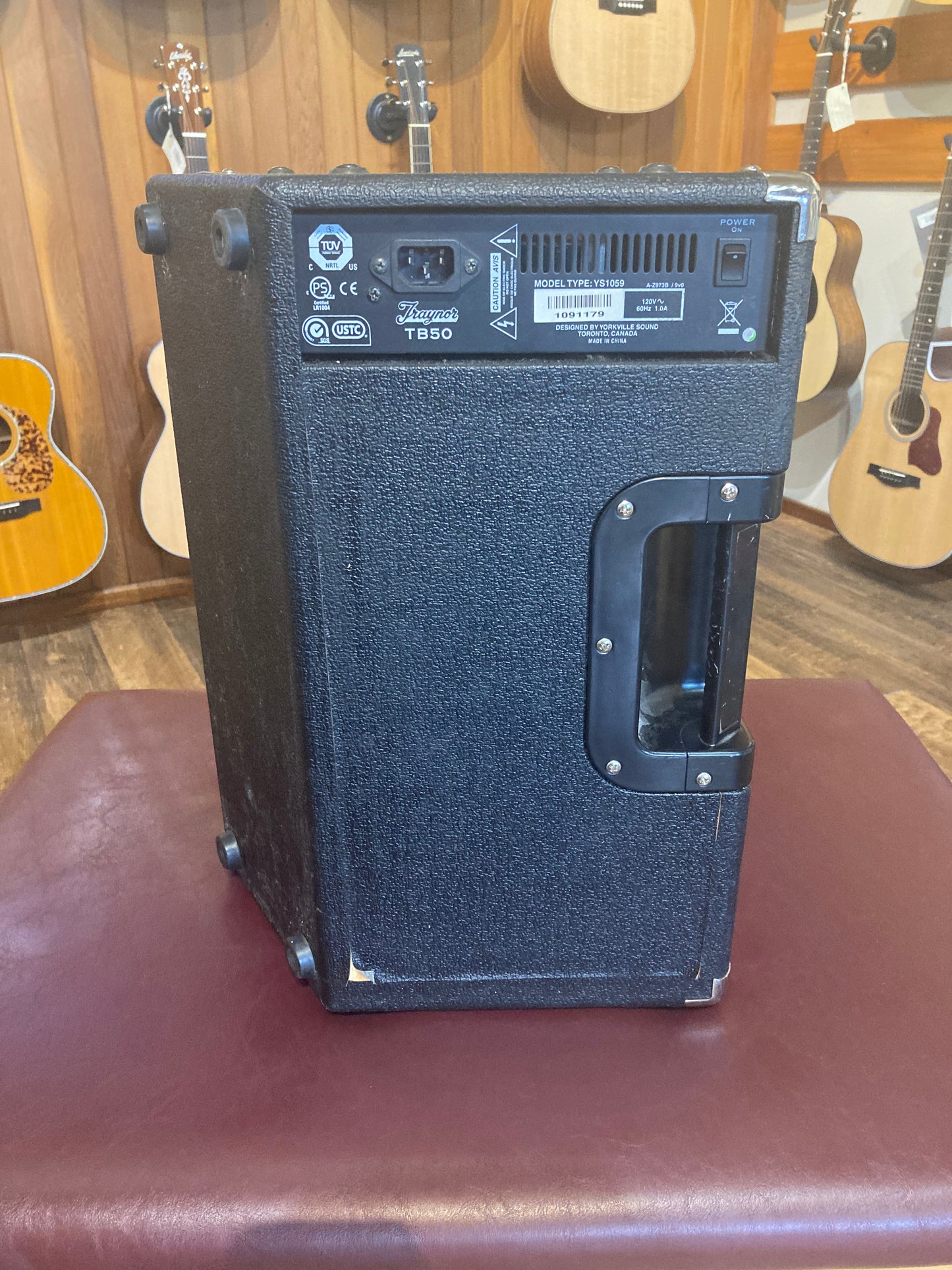 Traynor TB50 Compact 50w 1x10 Bass Amp (Used)