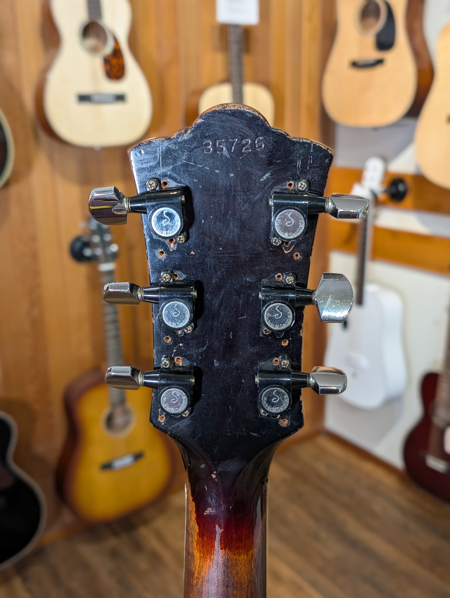 Guild T-100D Slim Jim Hollow Body Electric Guitar w/Case - Sunburst (1964)