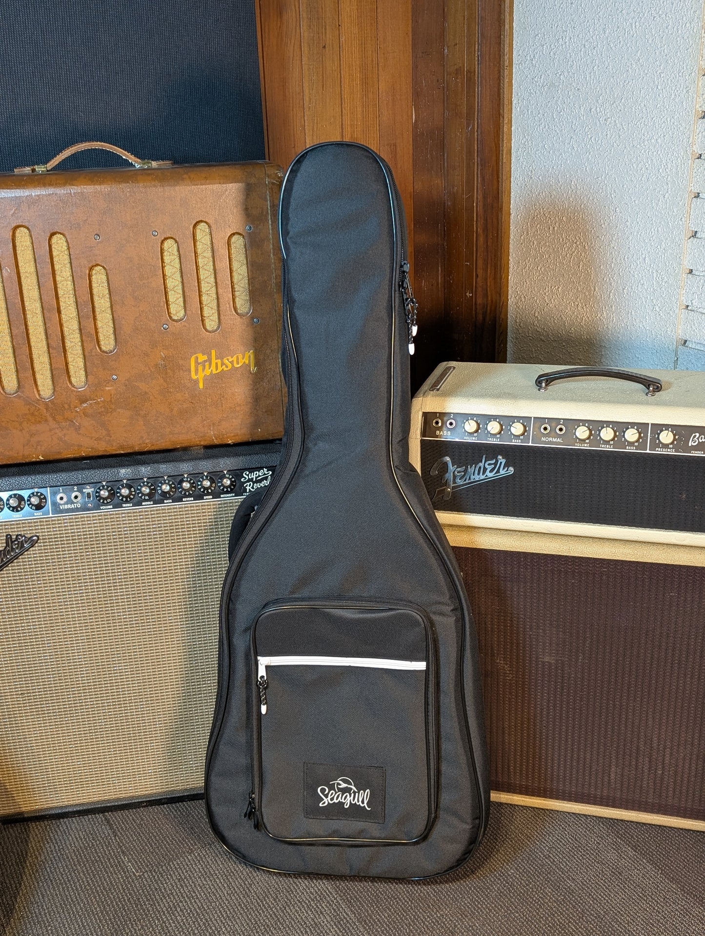 Seagull S6 Original Dreadnought Acoustic Guitar w/Gig Bag (Serial #046386019617)