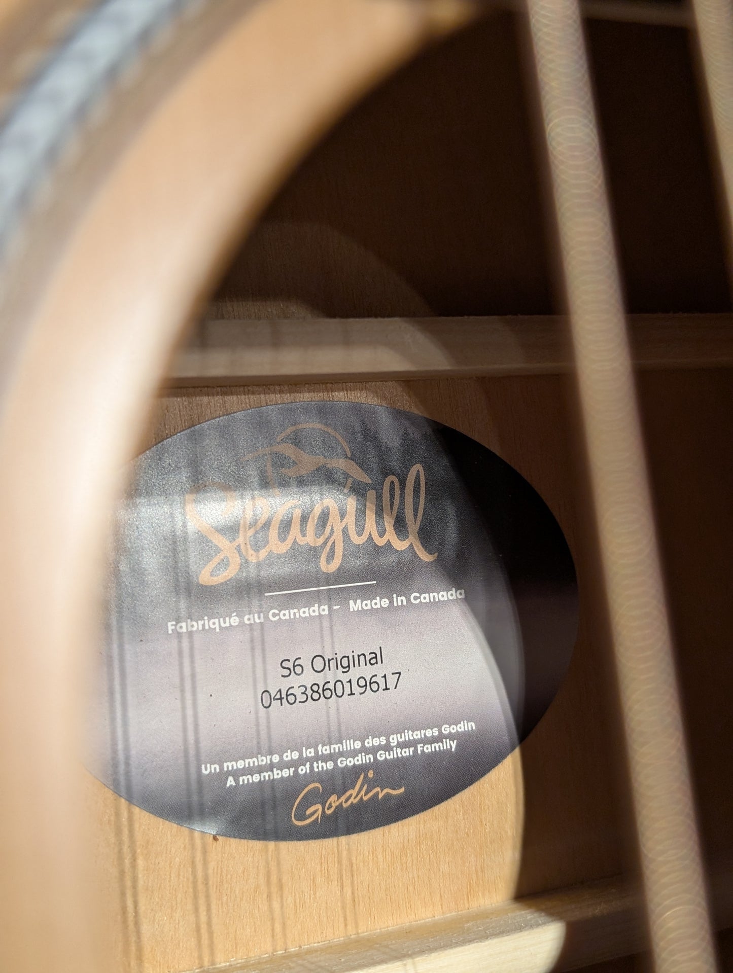 Seagull S6 Original Dreadnought Acoustic Guitar w/Gig Bag (Serial #046386019617)