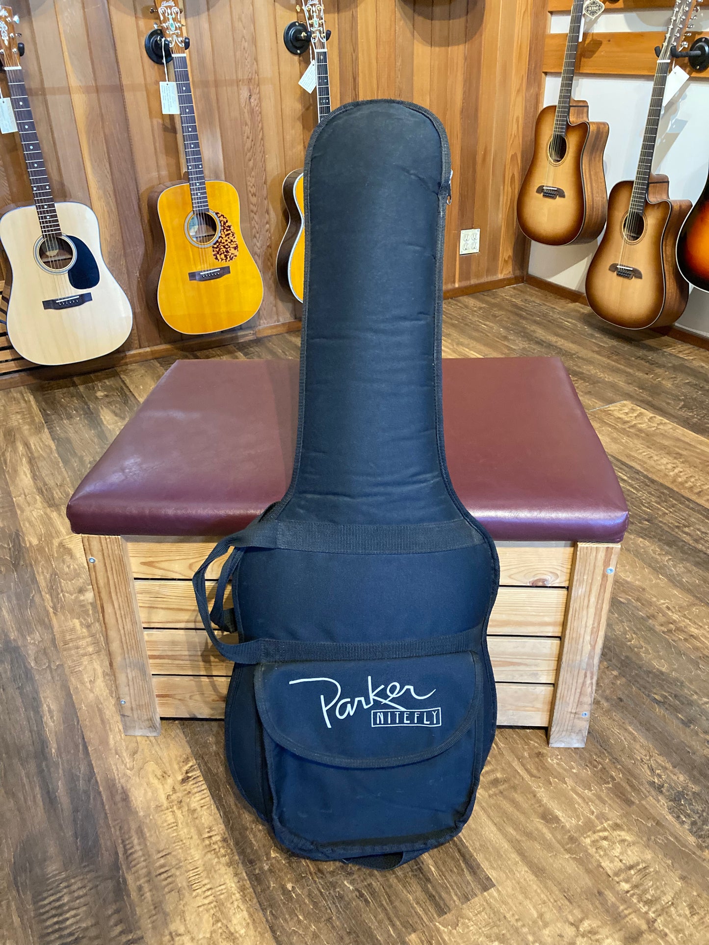 Parker Nitefly SA (1998)