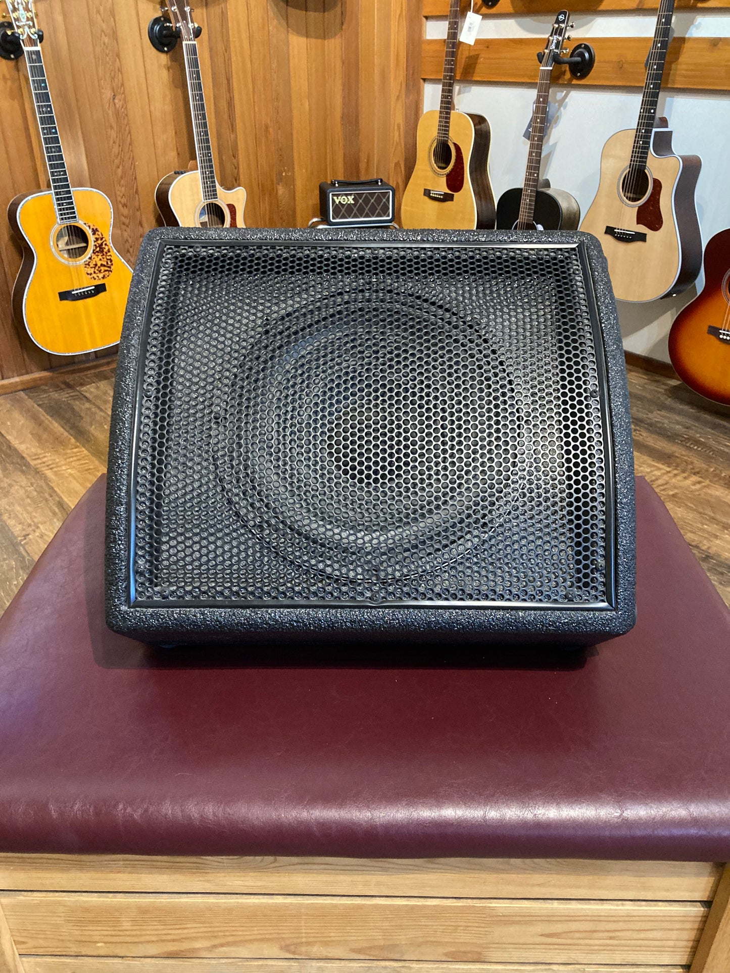 Xitone 12" Active Wedge (Used)