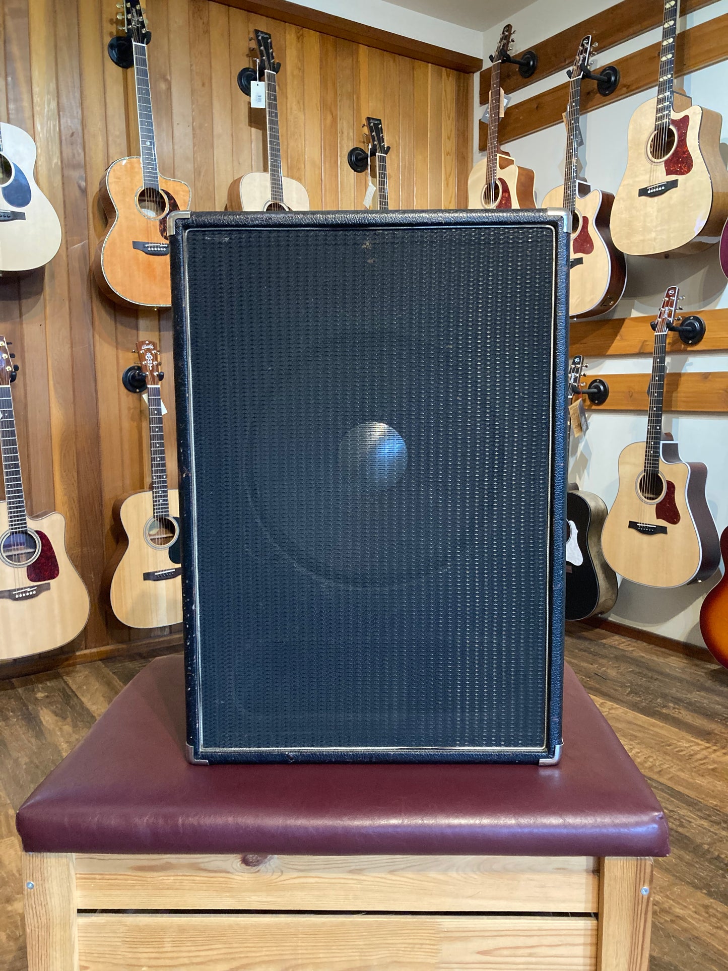 Vintage 15" Speaker Cab w/JBL D140F (1960's)