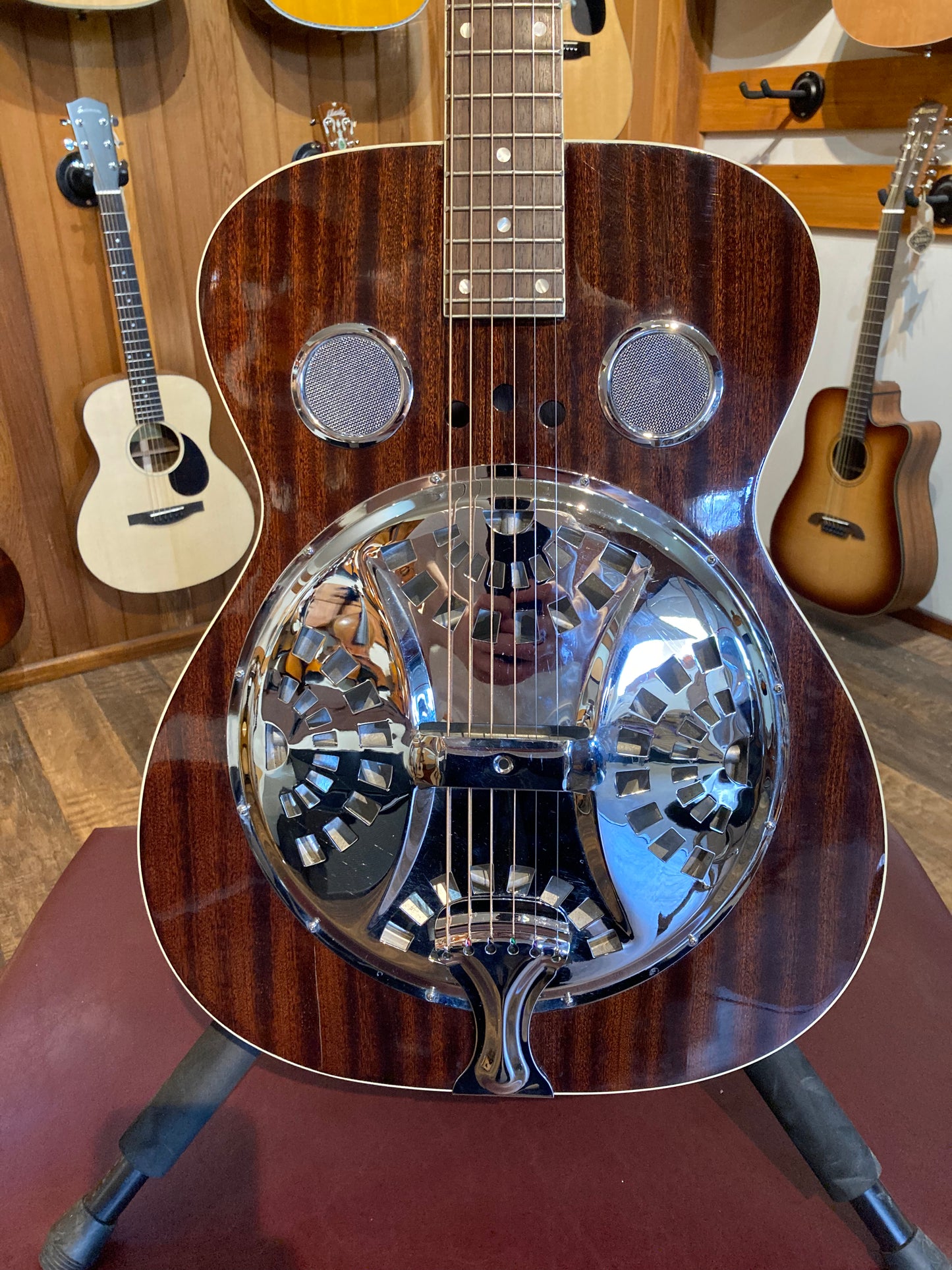 Regal RD30 Roundneck Resonator (Used)