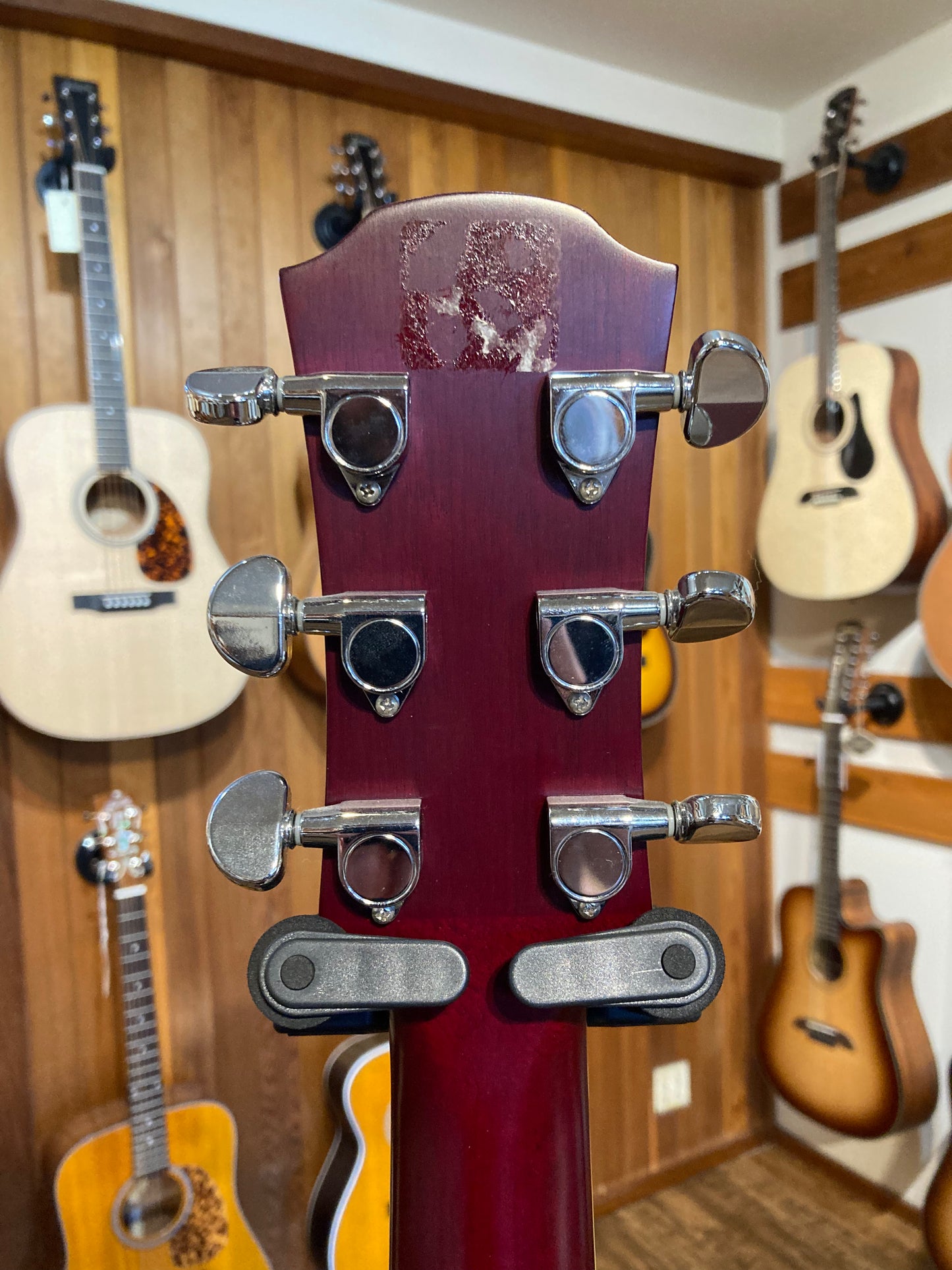 Yamaha APX 700 (Used)