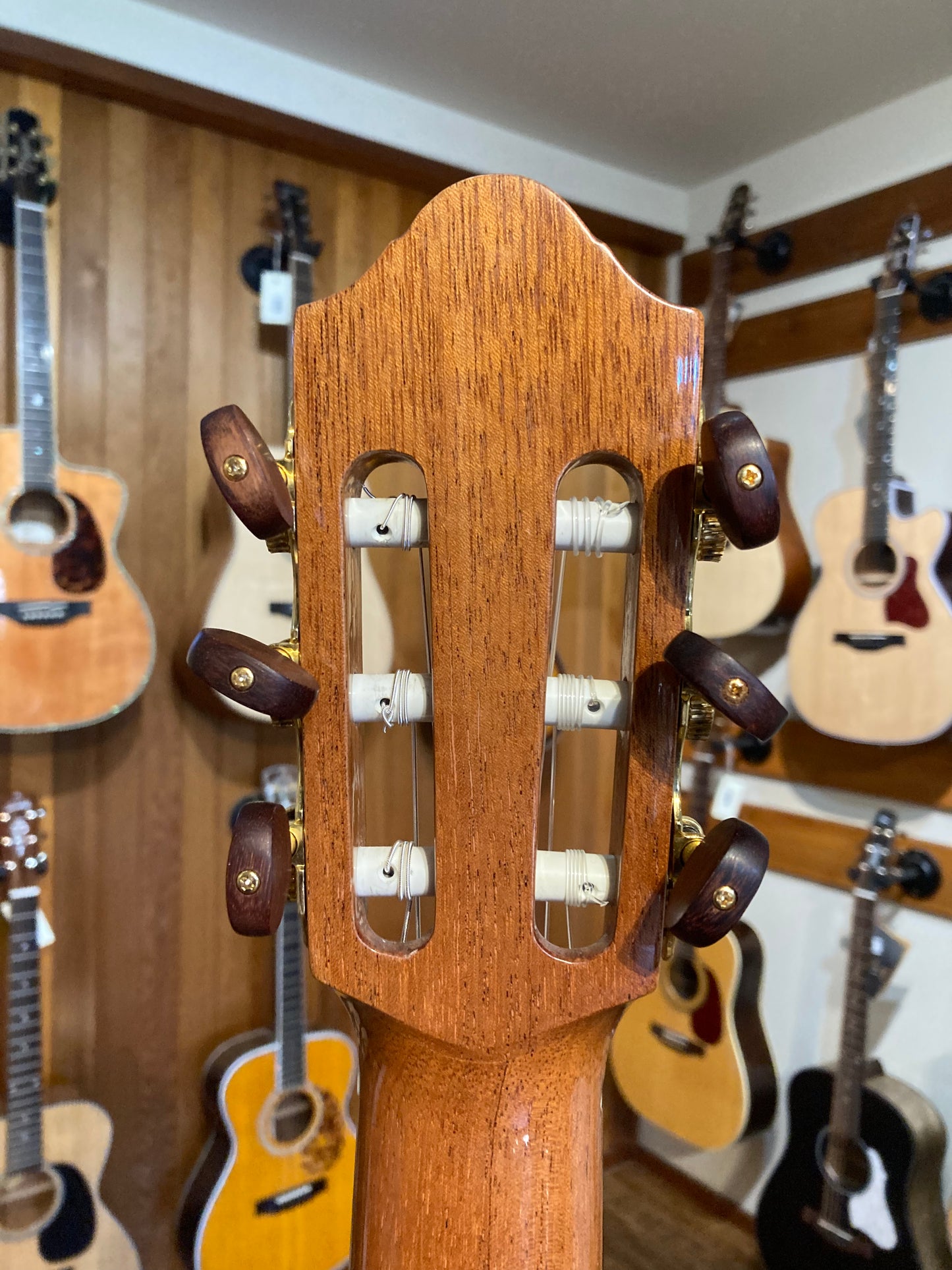 Kremona Fiesta F65CW-SB-LH Classical Guitar (Used)