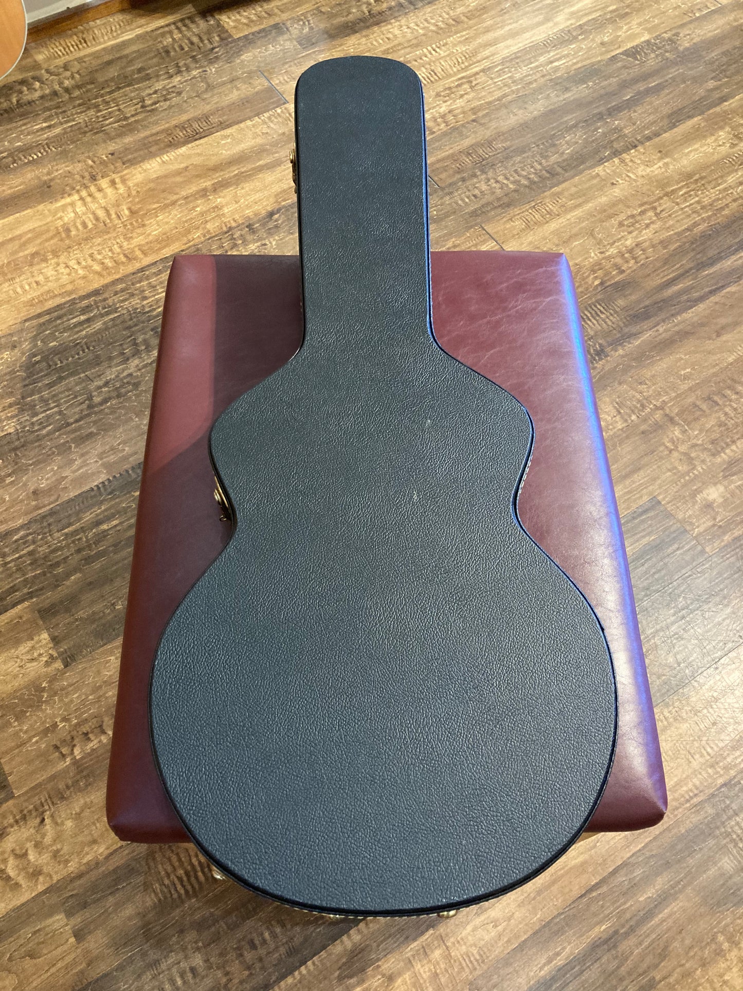 Yamaha APX 700 (Used)