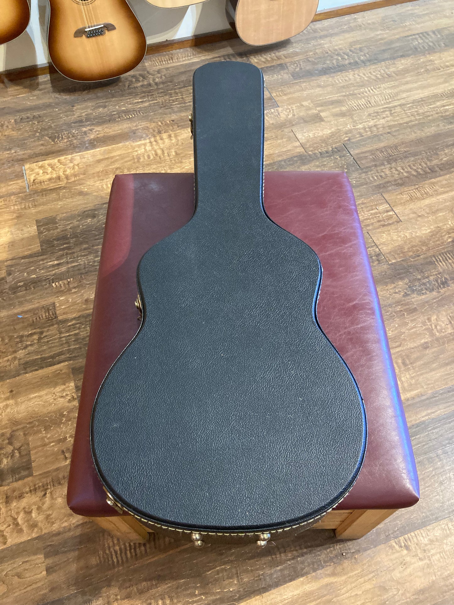 Regal RC-56 Metal Body Tricone Resophonic Guitar (Used)