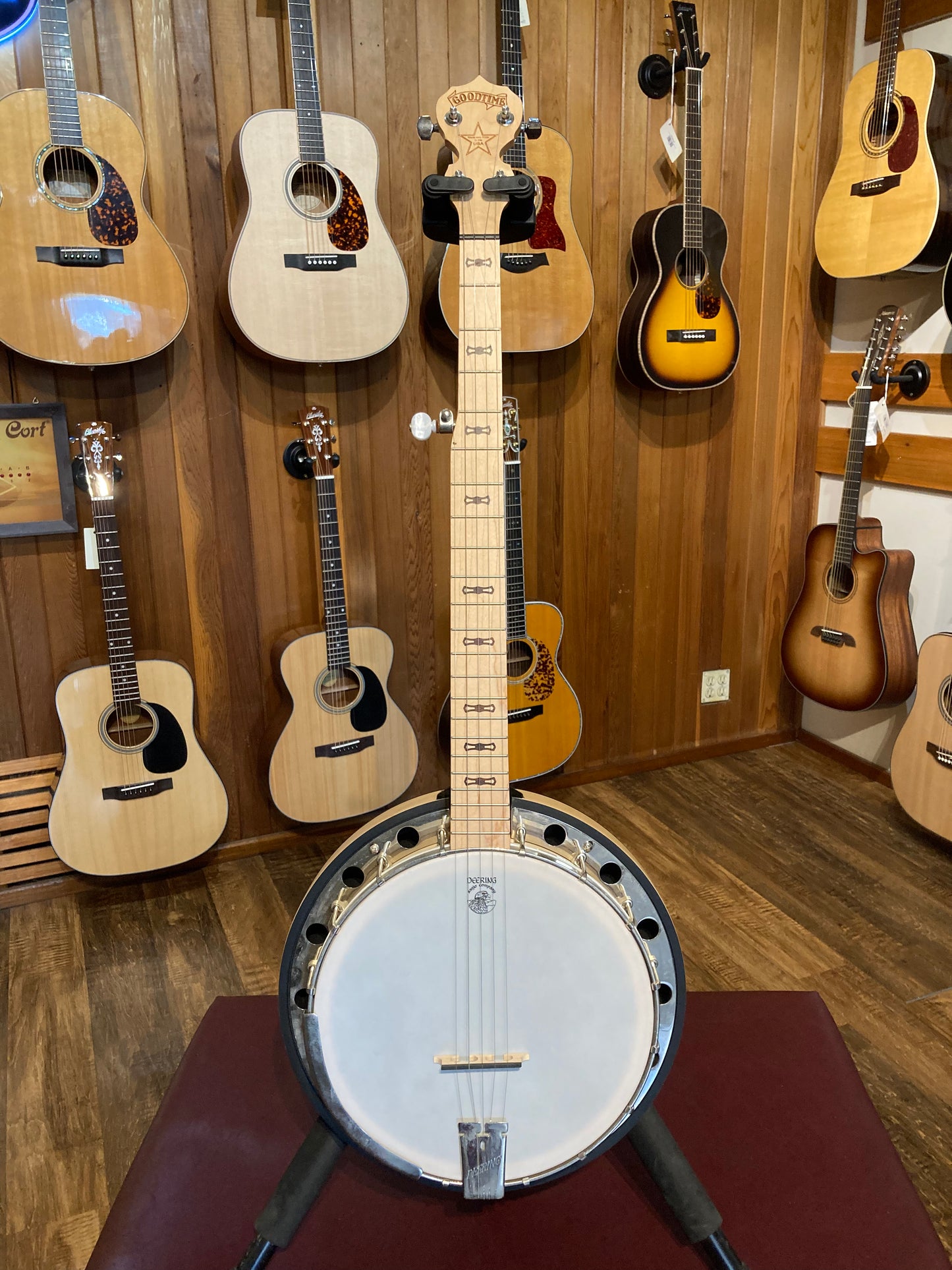 Deering Goodtime 2 w/Case (Used)