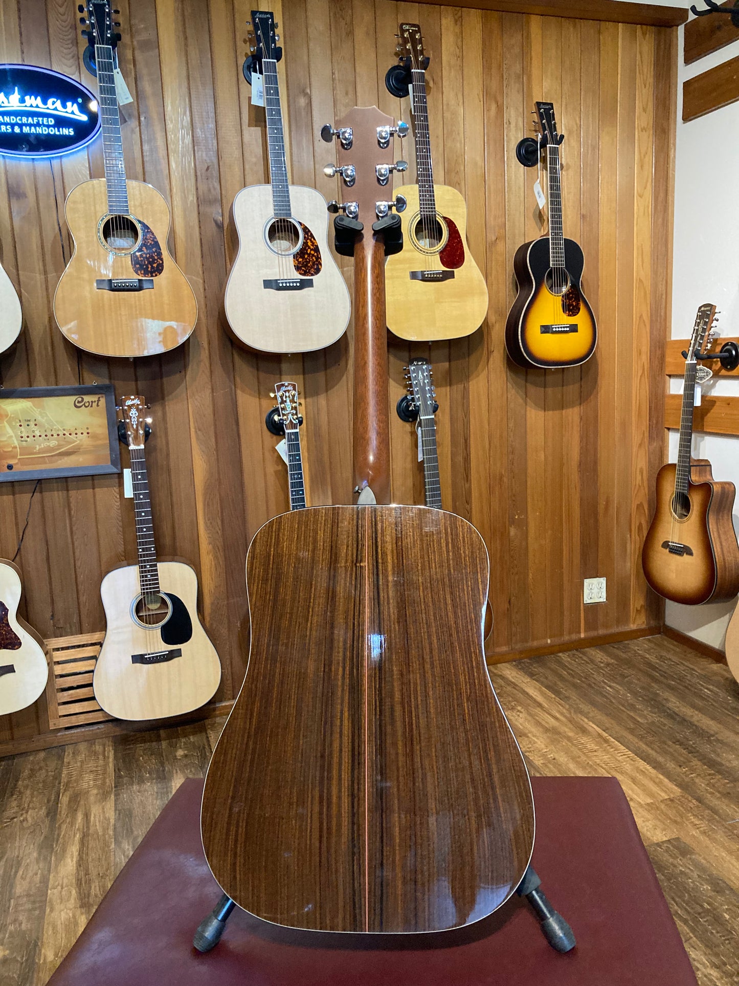 Taylor 710 w/Case (1994)
