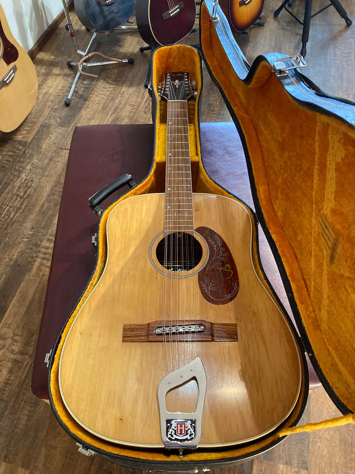 Hagstrom H-33 12-String (1960's)