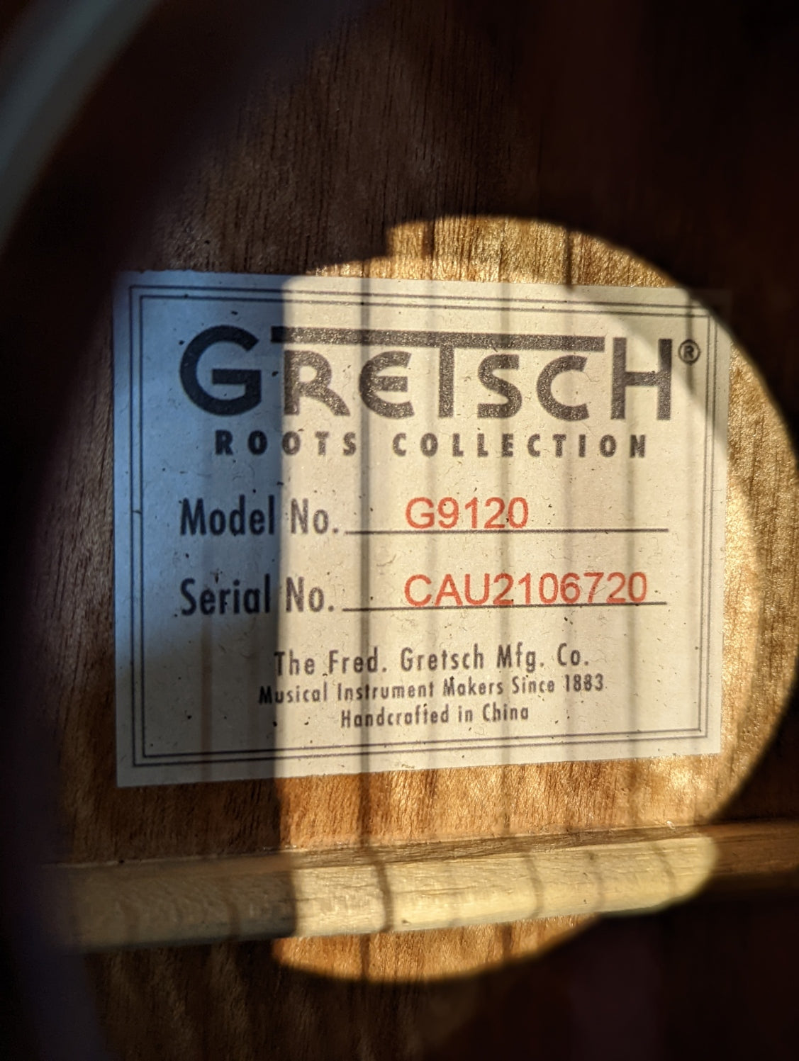 Gretsch Guitars G9120 Tenor Standard Ukulele with Gig Bag, Ovangkol Fingerboard - Vintage Mahogany Stain (Used)