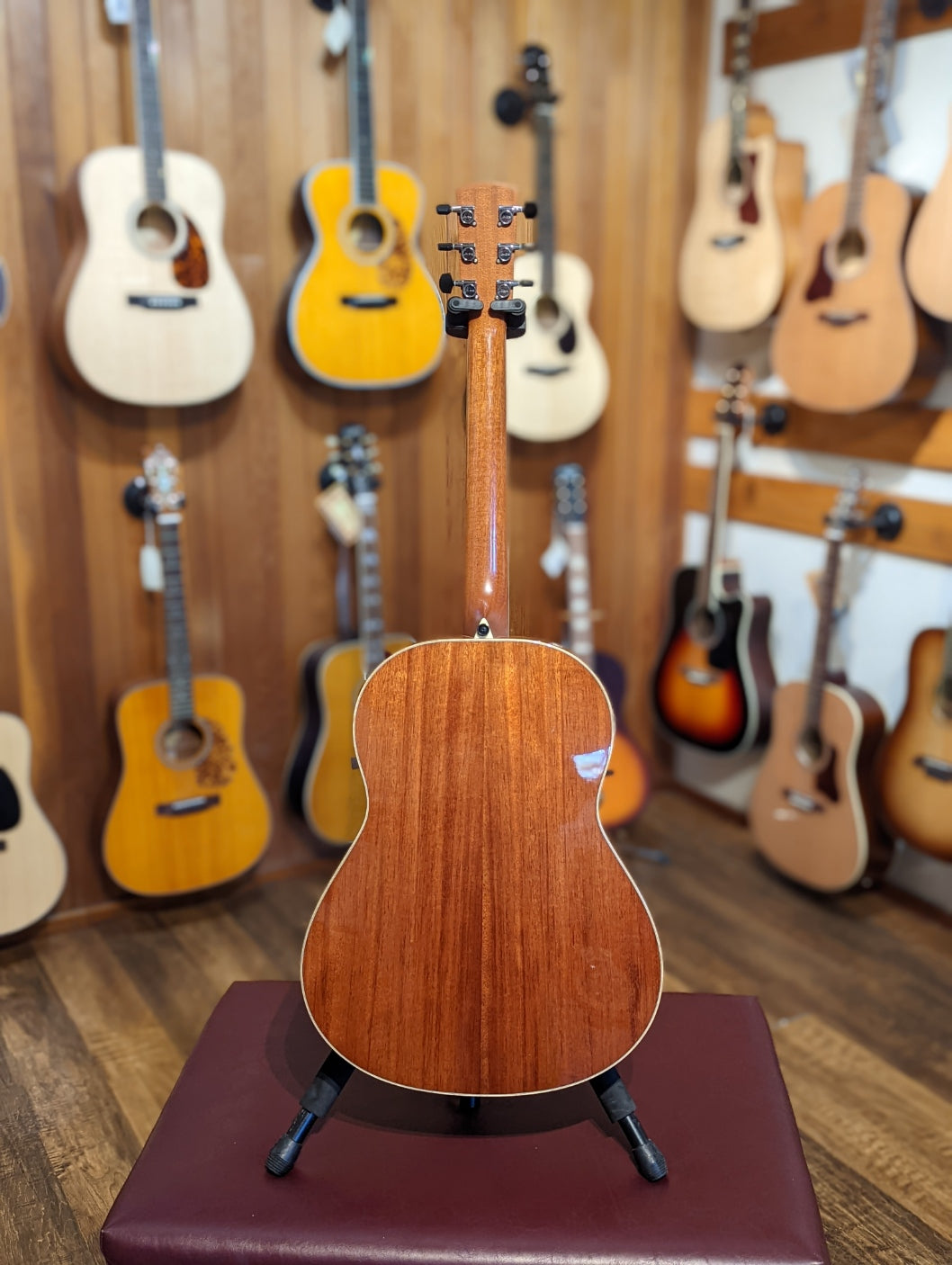 Larrivée Guitars L-05 Mahogany w/Case (2006)