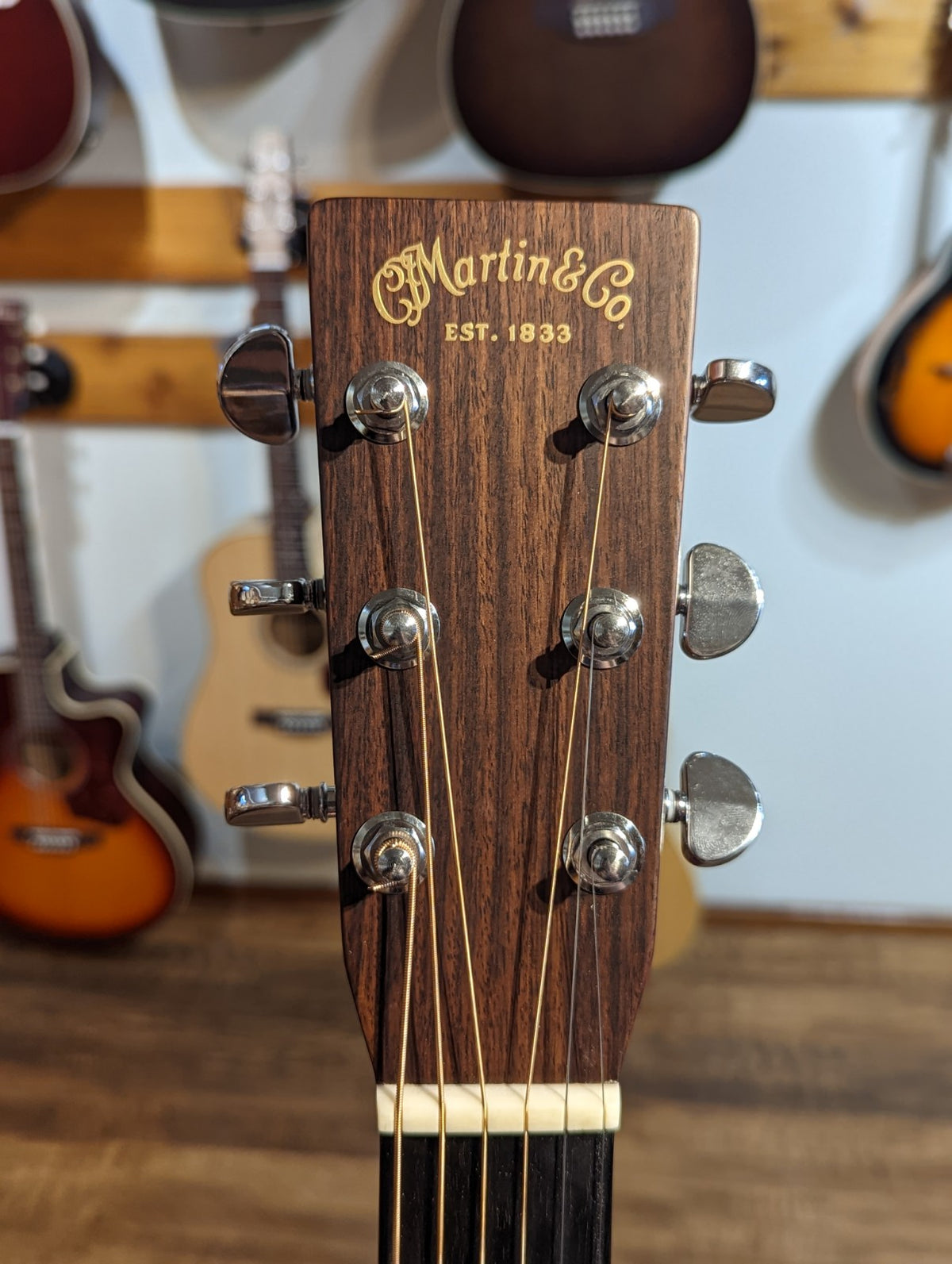 Martin D-28 Centennial w/ Case (2016)