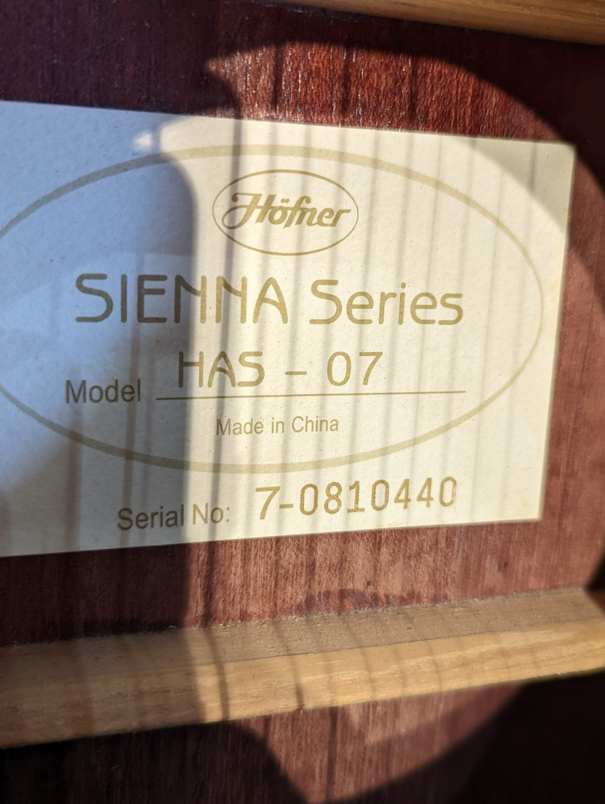 Hofner Sienna Series HAS-07 Dreadnought Acoustic Guitar w/Gig Bag (Used)