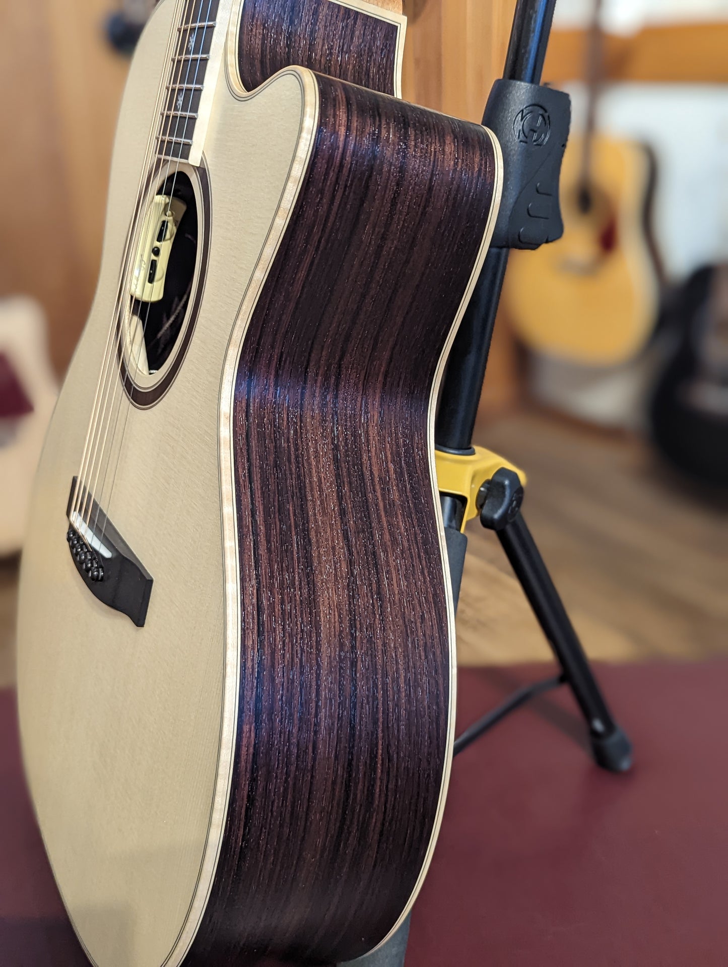 Lakewood M-32 Custom Acoustic/Electric Guitar w/Case