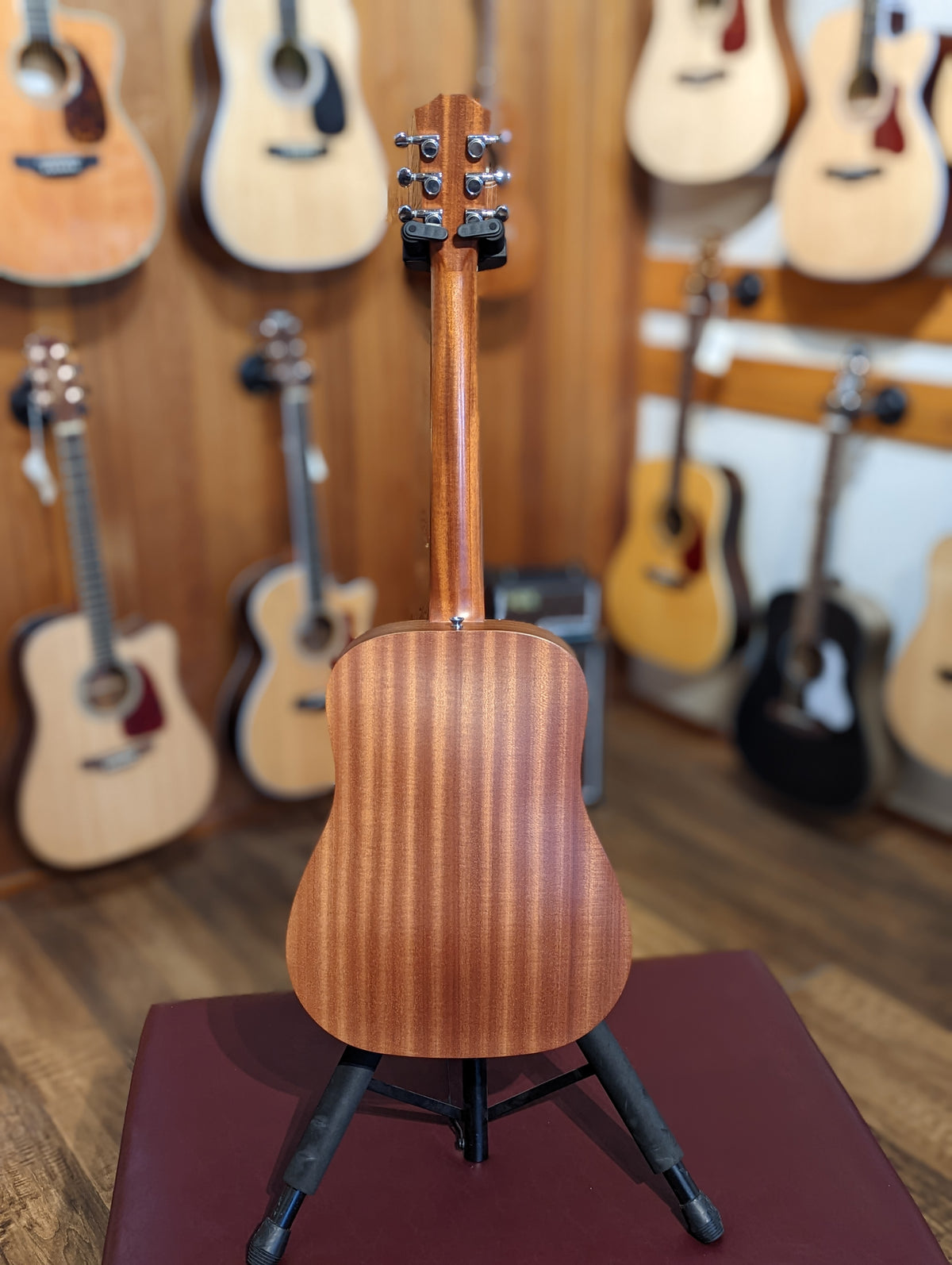 Taylor BT1 Baby Taylor Acoustic Guitar w/Gig Bag (2012)