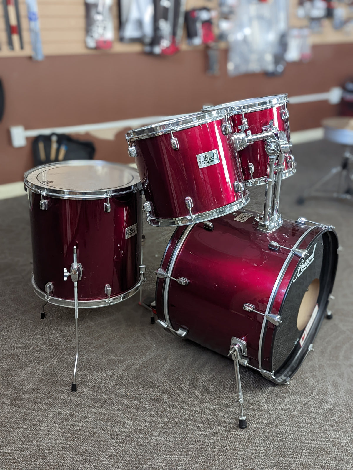 Pearl Forum 4 Piece Drum Kit - Wine Red (Used)