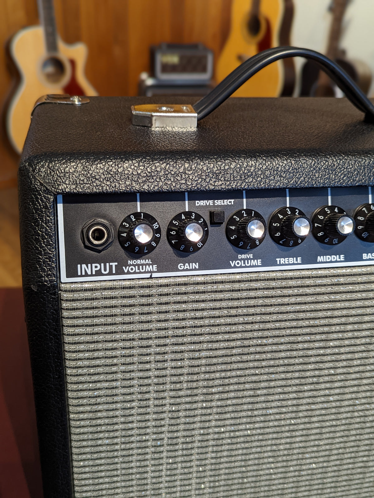 Fender Frontman 15R 2-Channel Practice Amp (Used)