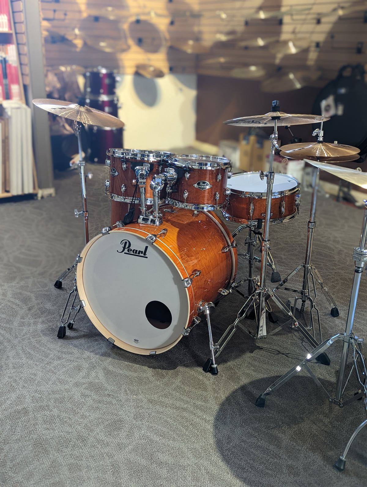 Pearl Export Lacquer 5-Piece Kit w/Hardware & Cymbals - Honey Amber Lacquer