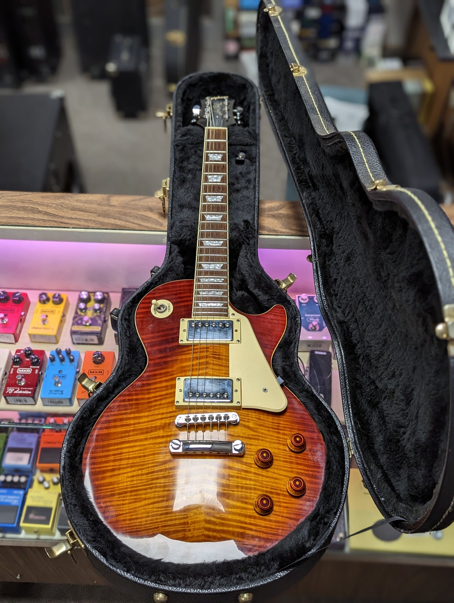 Epiphone Les Paul Standard Flame Top w/Hardshell Case & Gibson Pickups (2003)