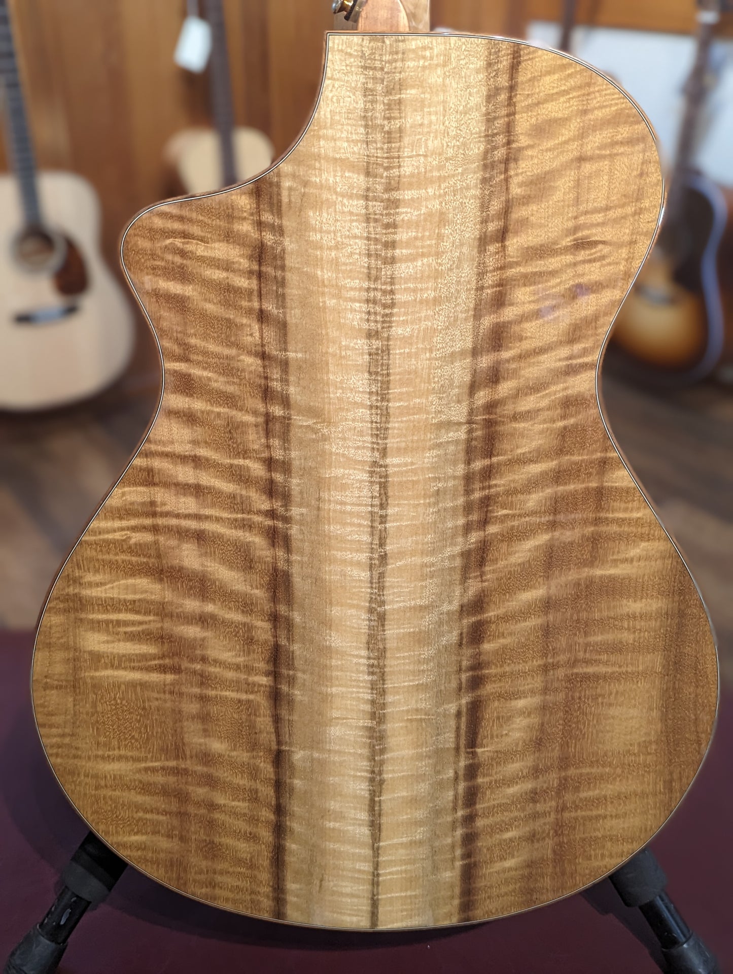 Breedlove Masterclass Concert Acoustic/Electric Guitar w/Case (2016)