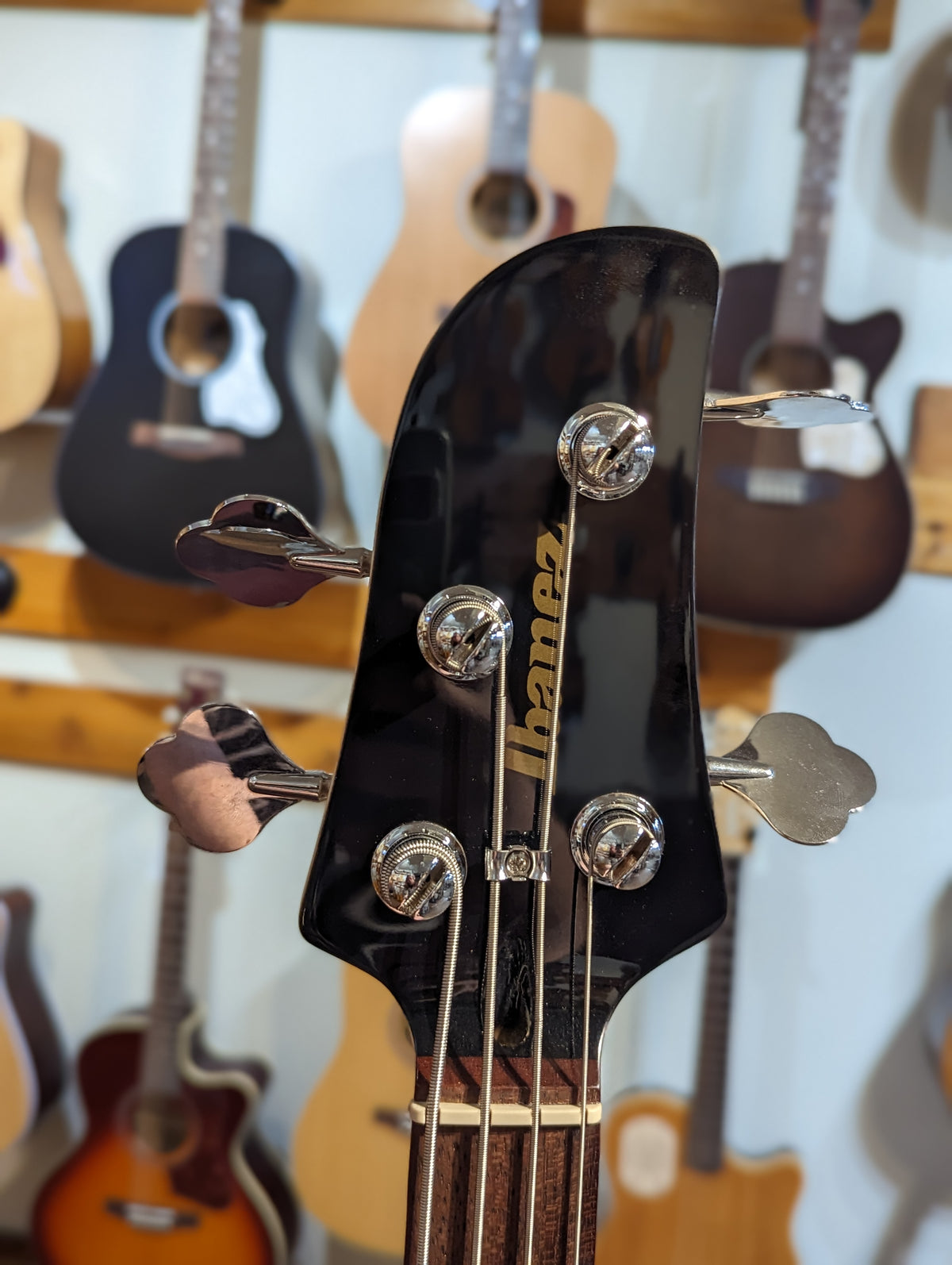 Ibanez TMB100 4 String Bass Guitar - Tri-Fade Burst (Demo)