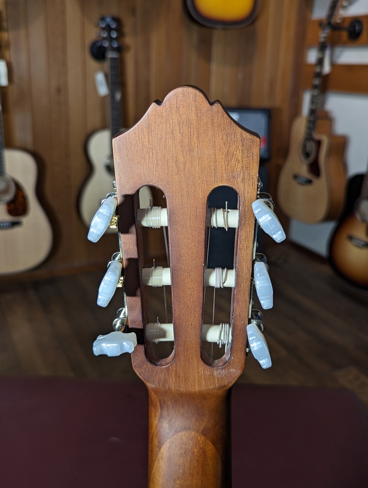 Yamaha CG102 Classical Guitar (Used)