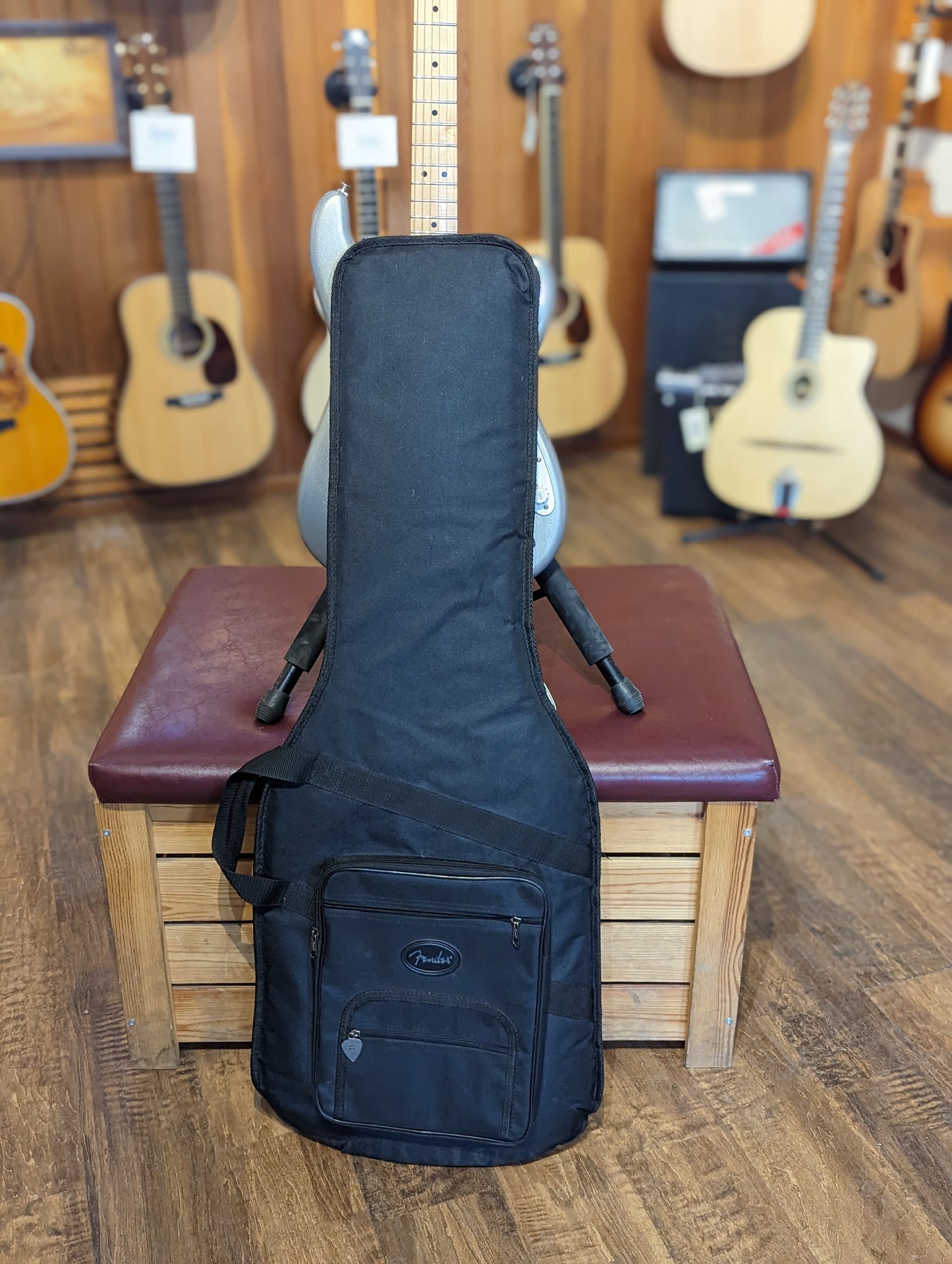 Fender MIM Player Series HSS Strat w/Gig Bag - Silver (2019)